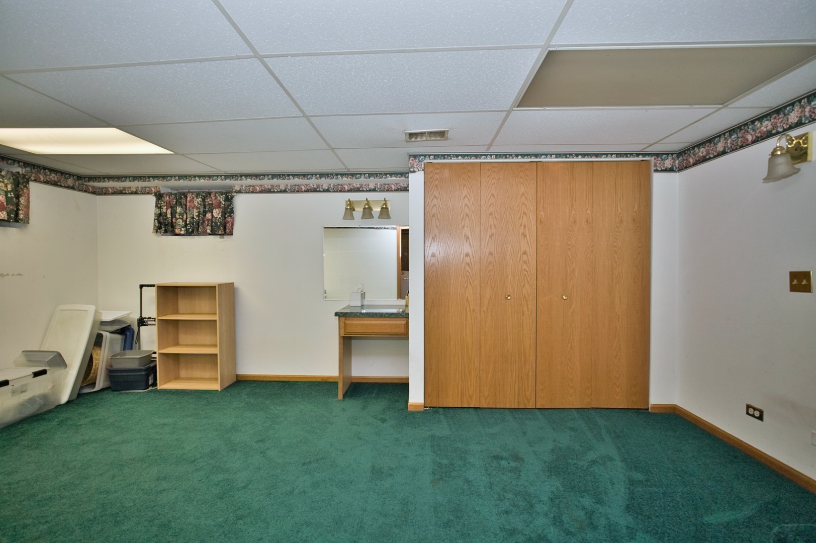 5405 Burwood Road, Oakwood Hills, IL 60013