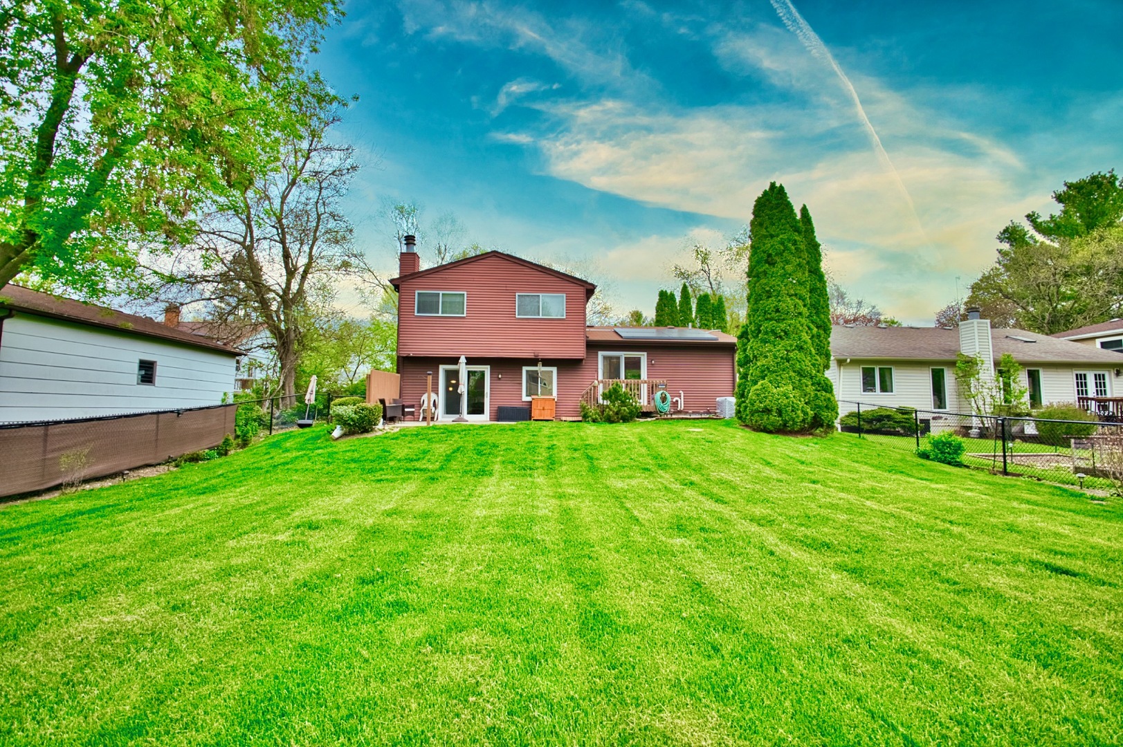 5405 Burwood Road, Oakwood Hills, IL 60013