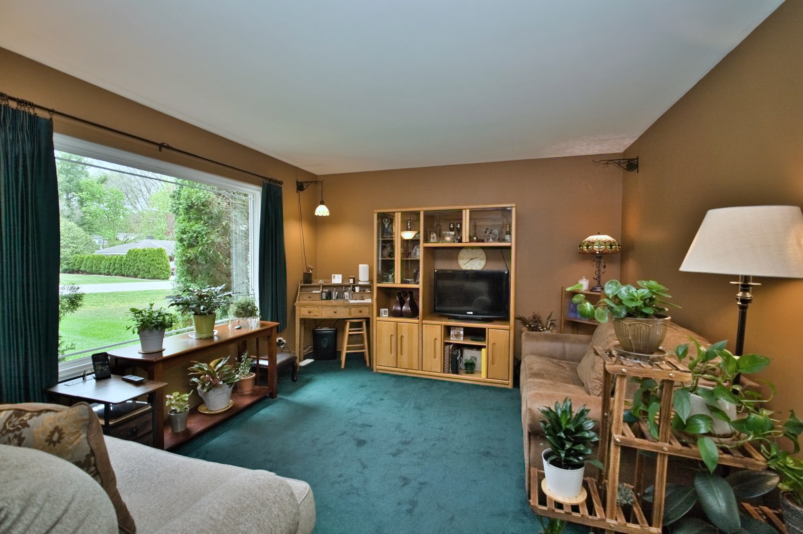 5405 Burwood Road, Oakwood Hills, IL 60013