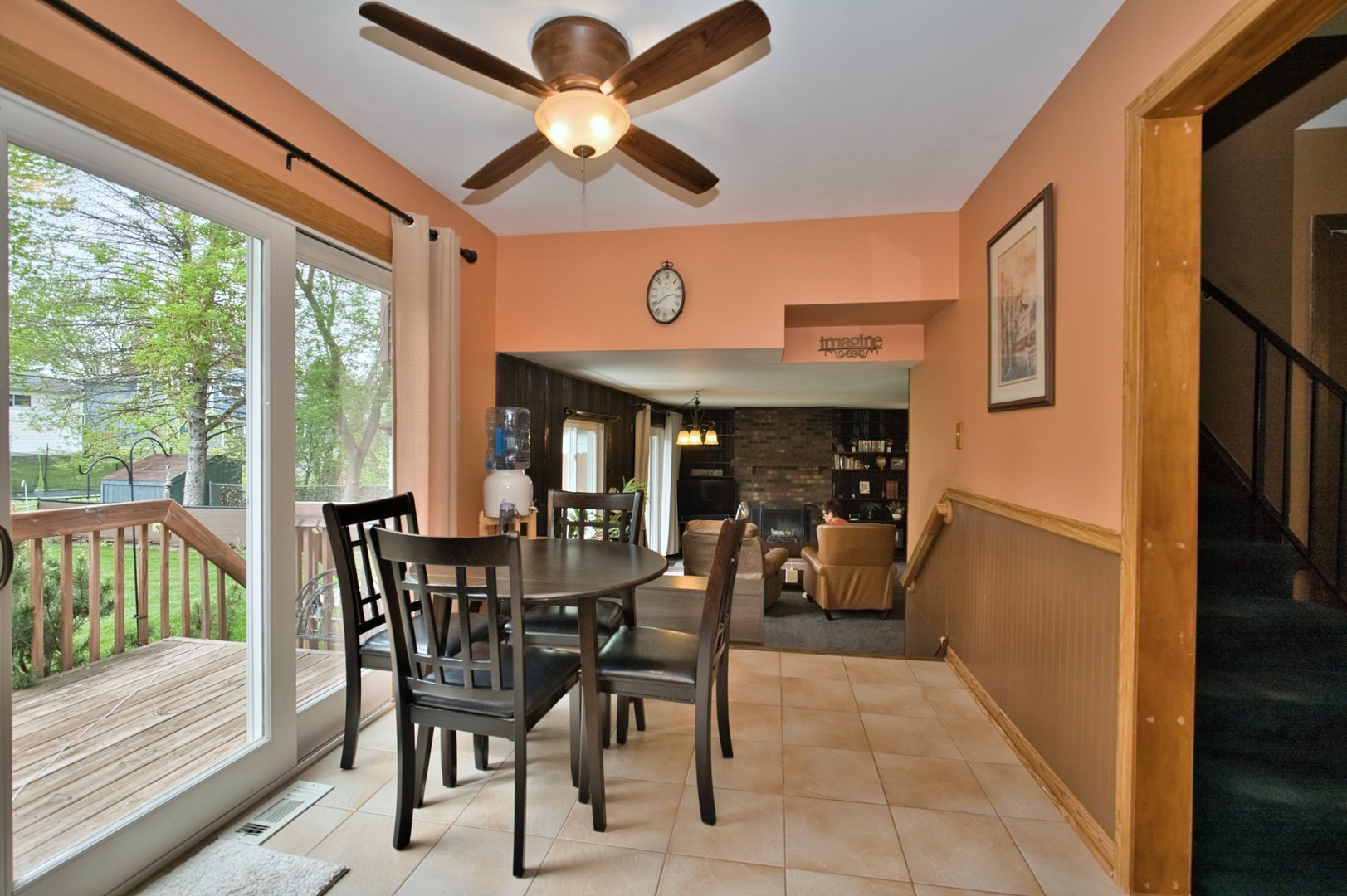 5405 Burwood Road, Oakwood Hills, IL 60013