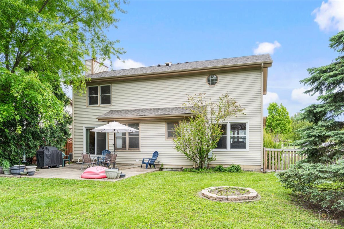 705 Gregor Lane, Wheeling, IL 60090