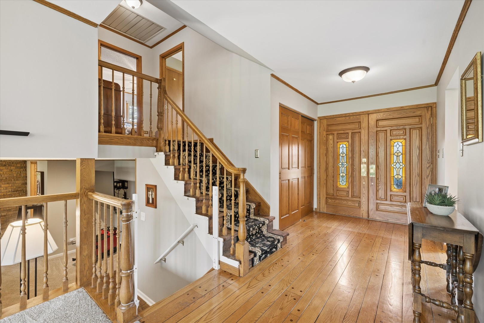 1903 E Ivy Lane, Mount Prospect, IL 60056
