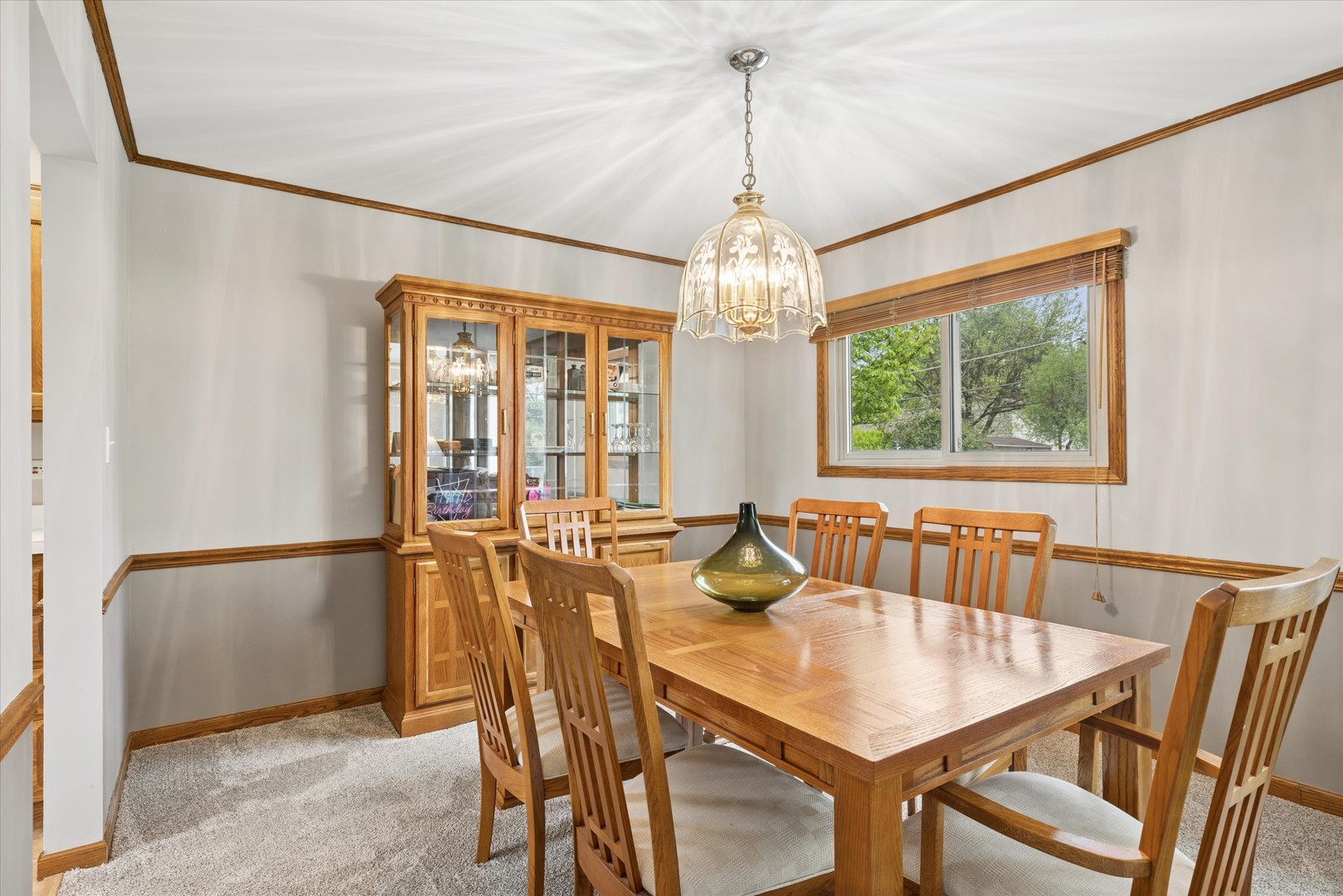 1903 E Ivy Lane, Mount Prospect, IL 60056