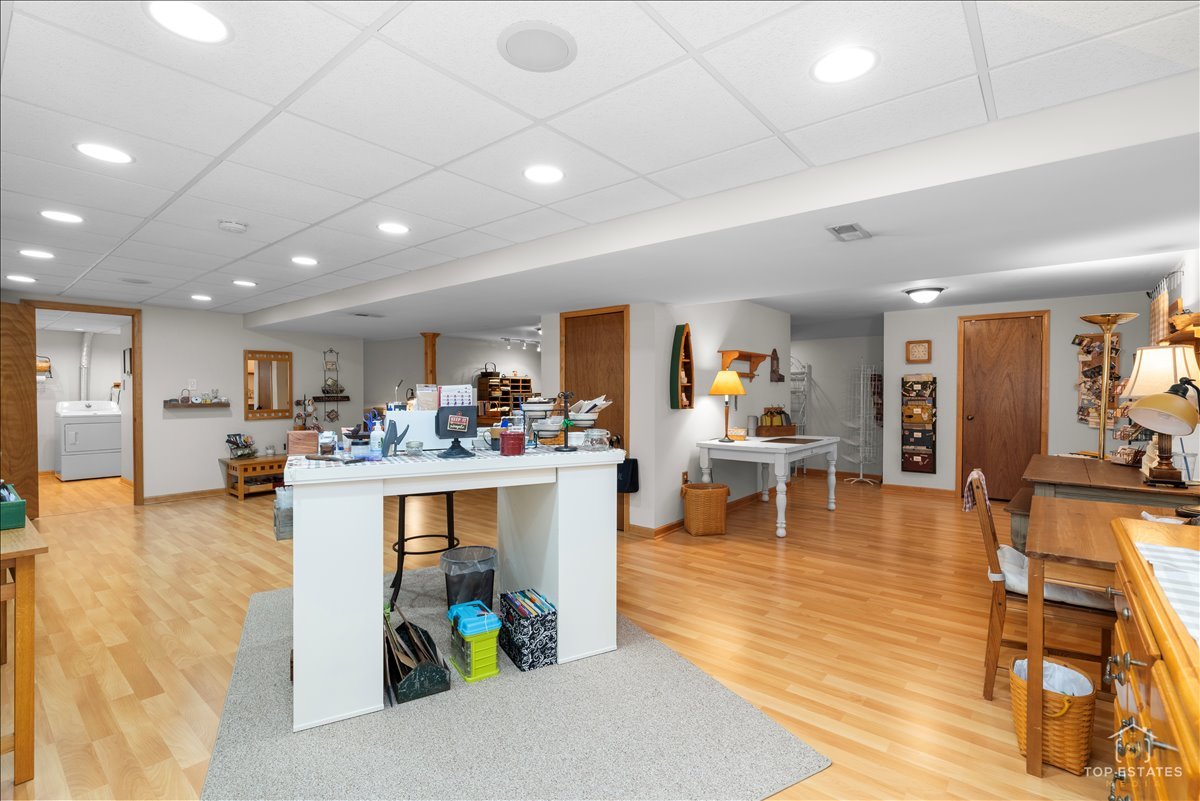 312 Greenview Drive, Crystal Lake, IL 60014