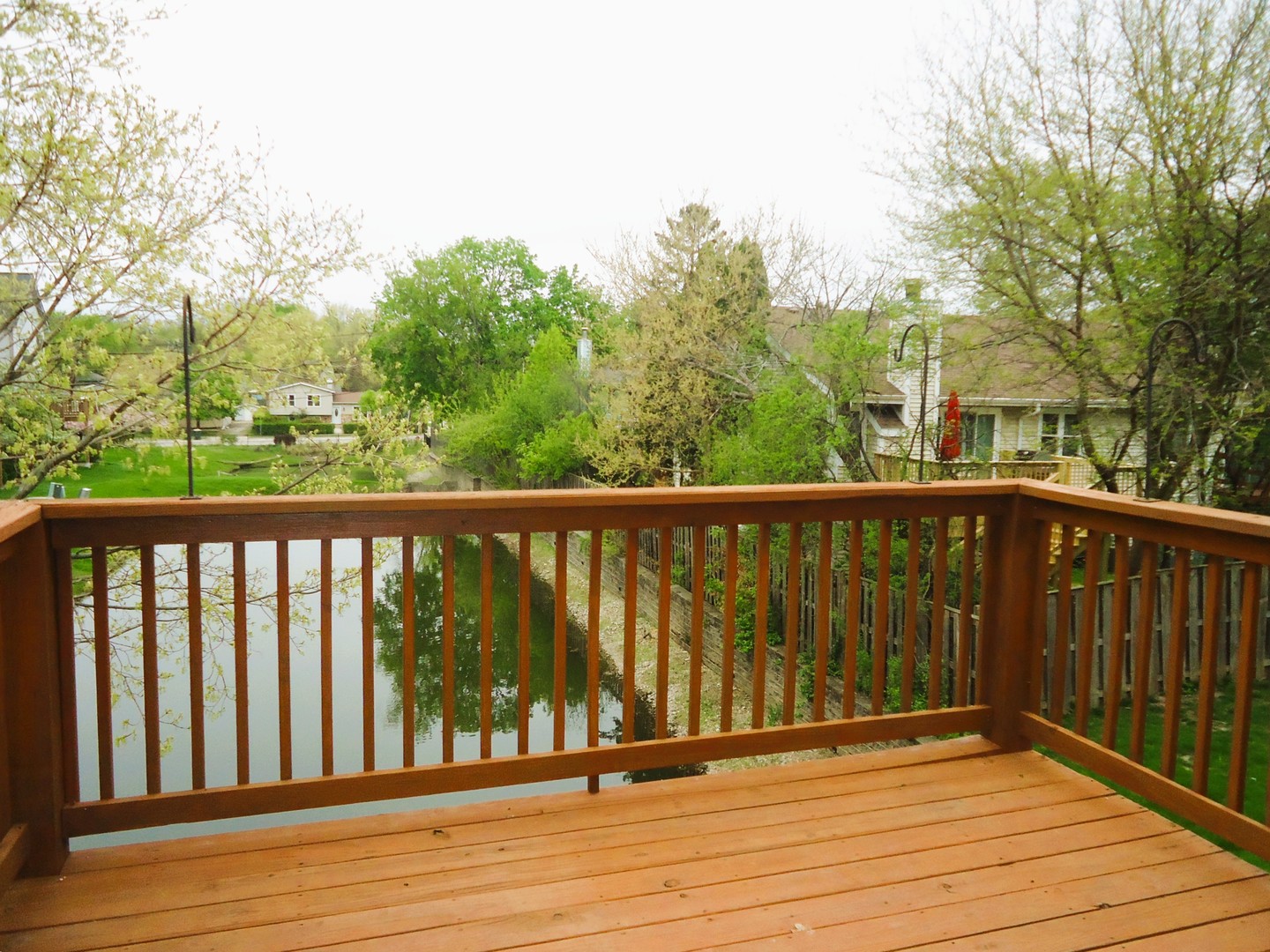 642 DIAMOND POINTE Drive, Mundelein, IL 60060