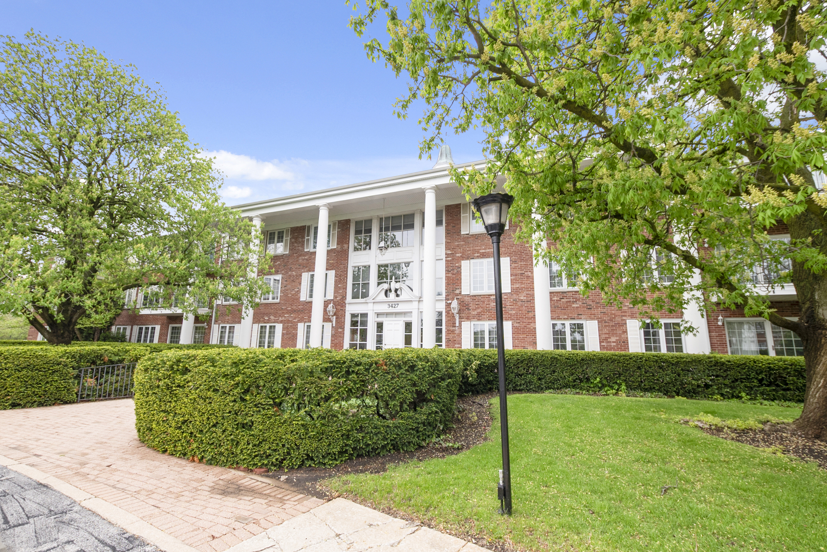 3427 Vollmer Road #309, Flossmoor, IL 60422