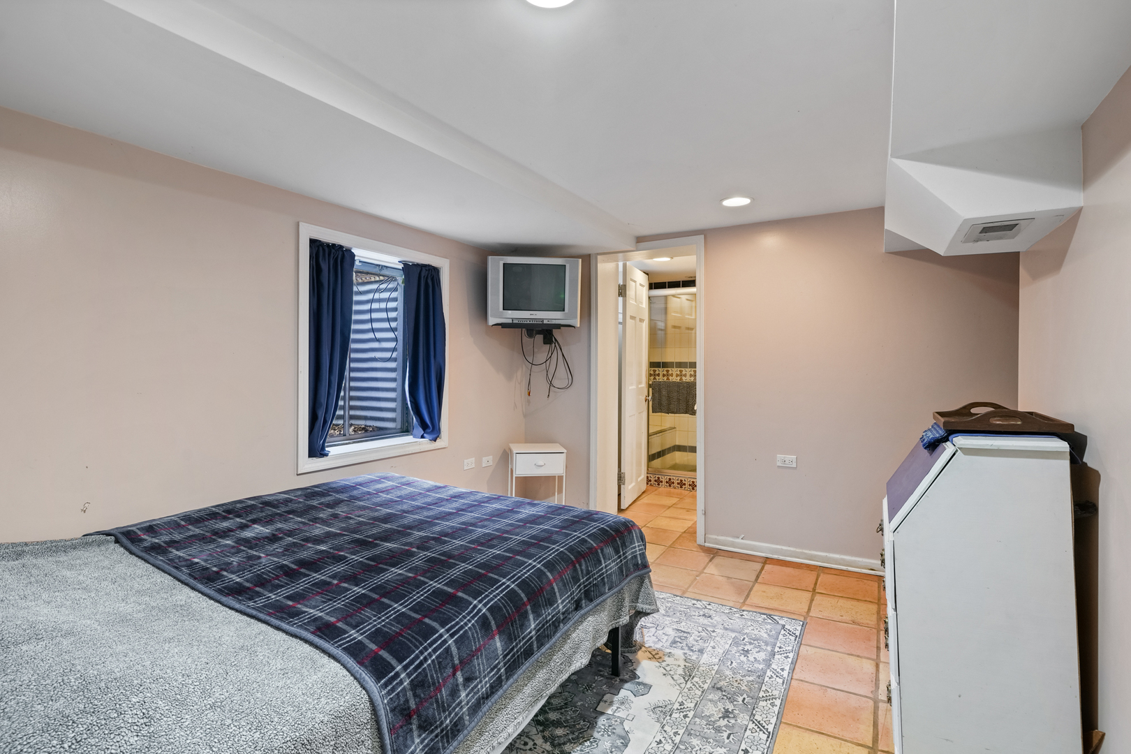 420 S Oak Street, Itasca, IL 60143