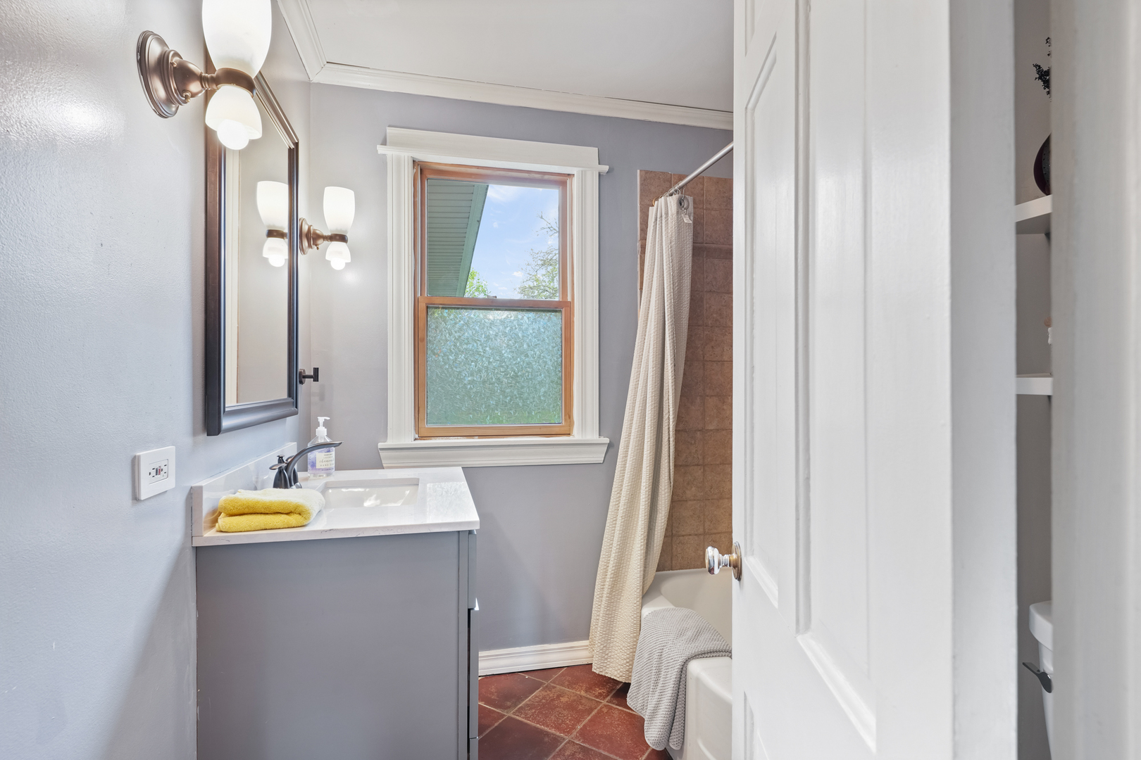 420 S Oak Street, Itasca, IL 60143