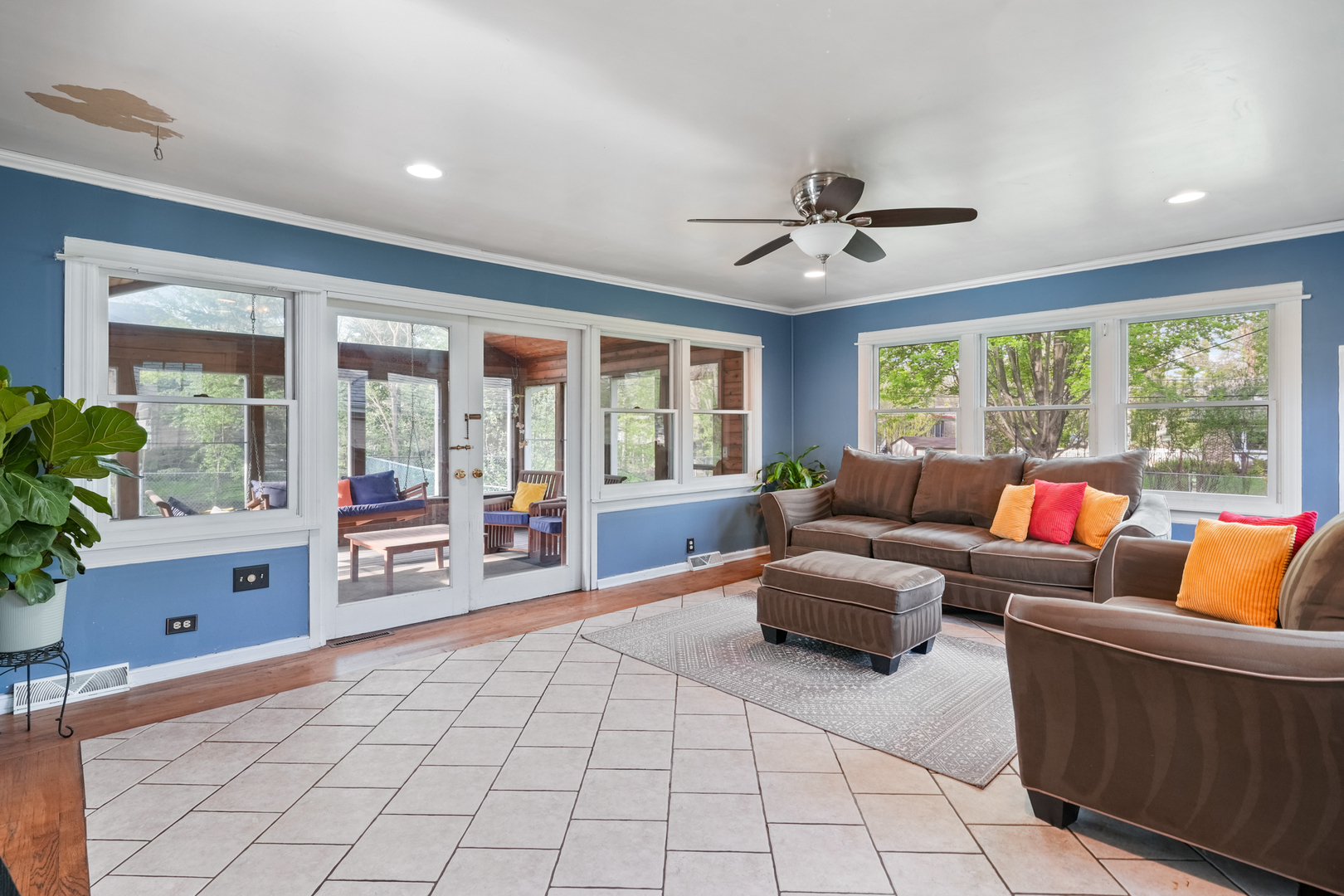 420 S Oak Street, Itasca, IL 60143