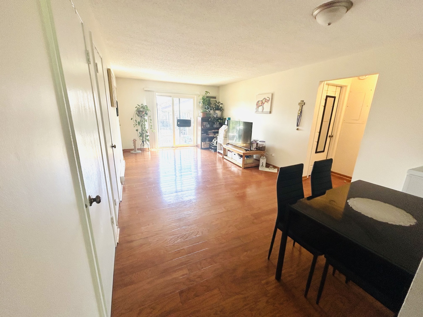 322 Klein Creek Court #E, Carol Stream, IL 60188