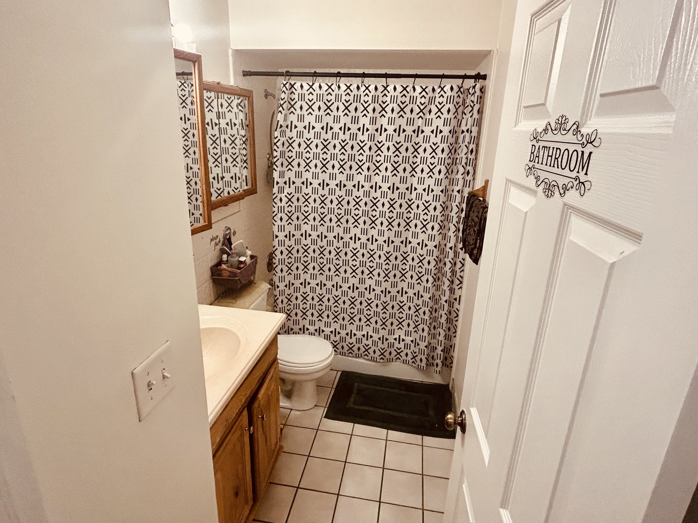 322 Klein Creek Court #E, Carol Stream, IL 60188