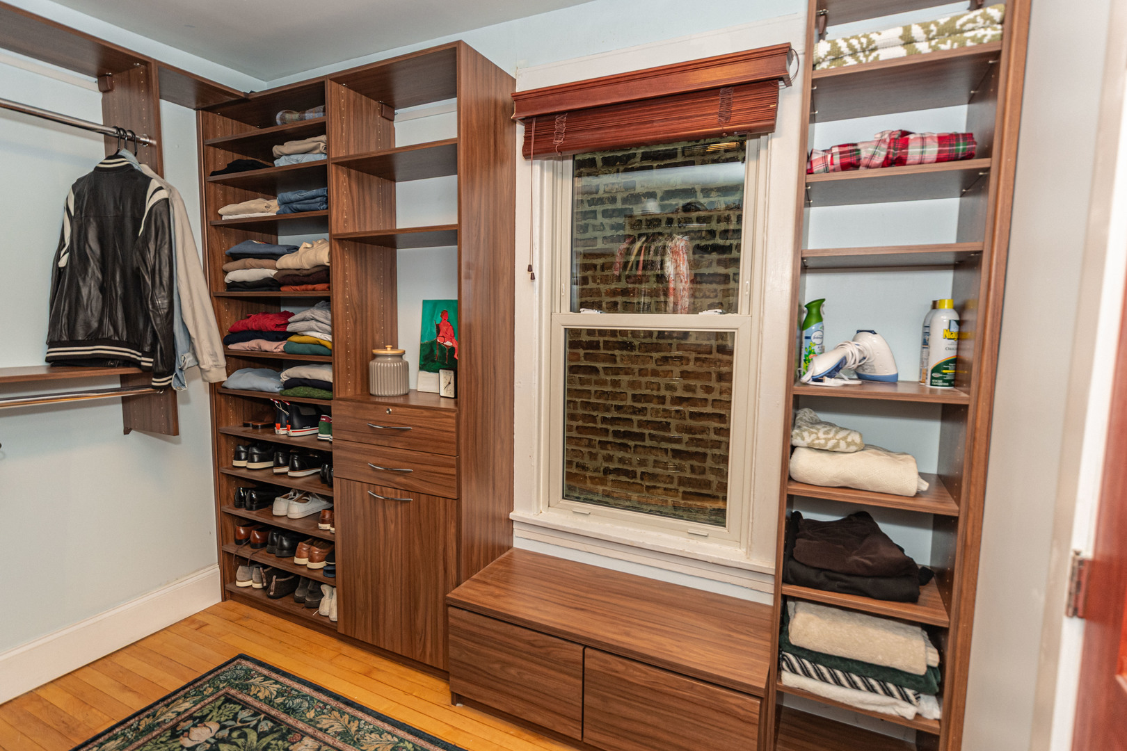 1443 W Catalpa Avenue, Chicago, IL 60640