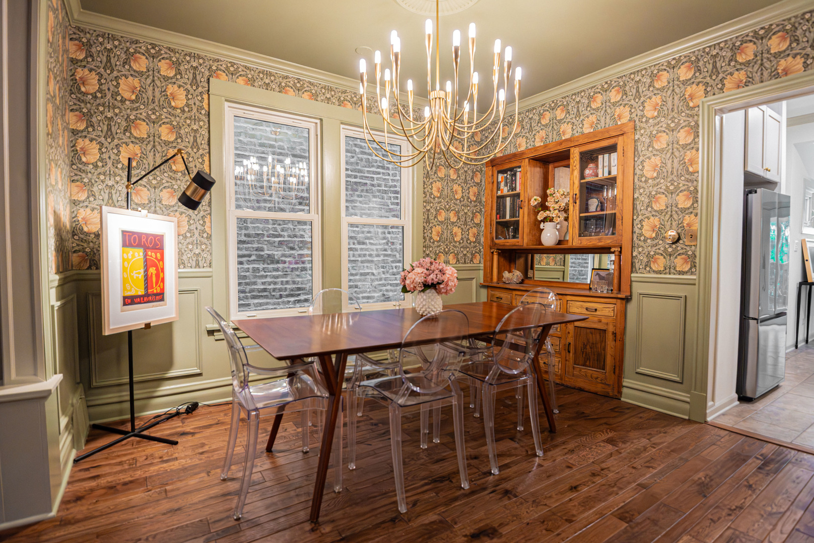 1443 W Catalpa Avenue, Chicago, IL 60640