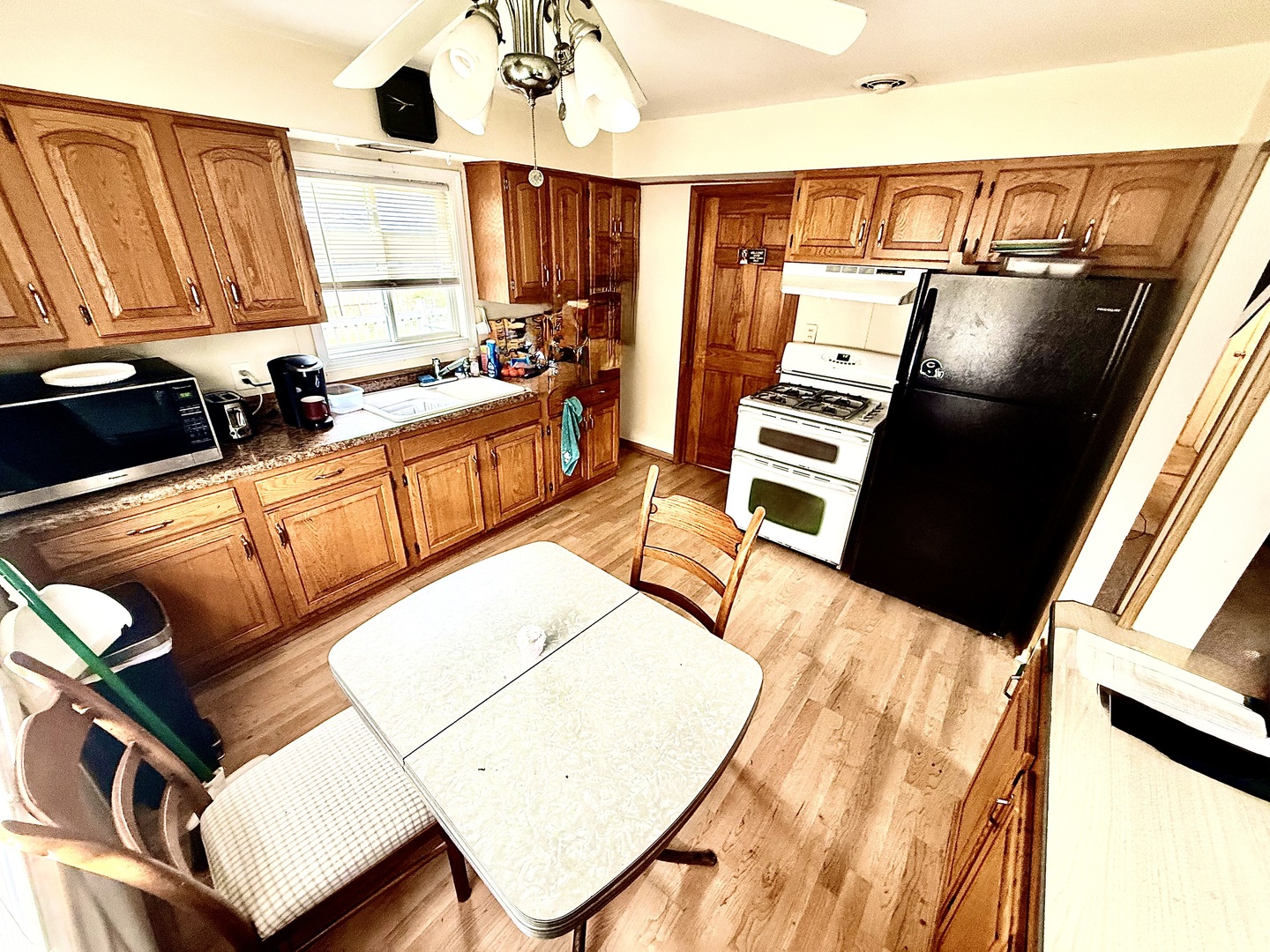 407 Santa Barbara Road, Lakemoor, IL 60051