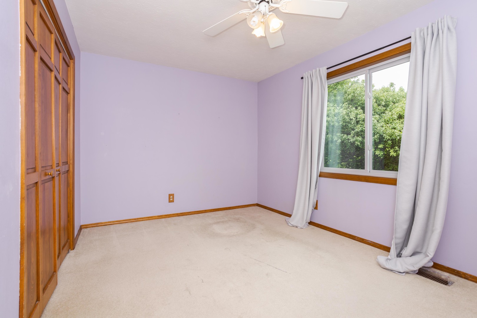 2605 Keystone Road, Bloomington, IL 61704