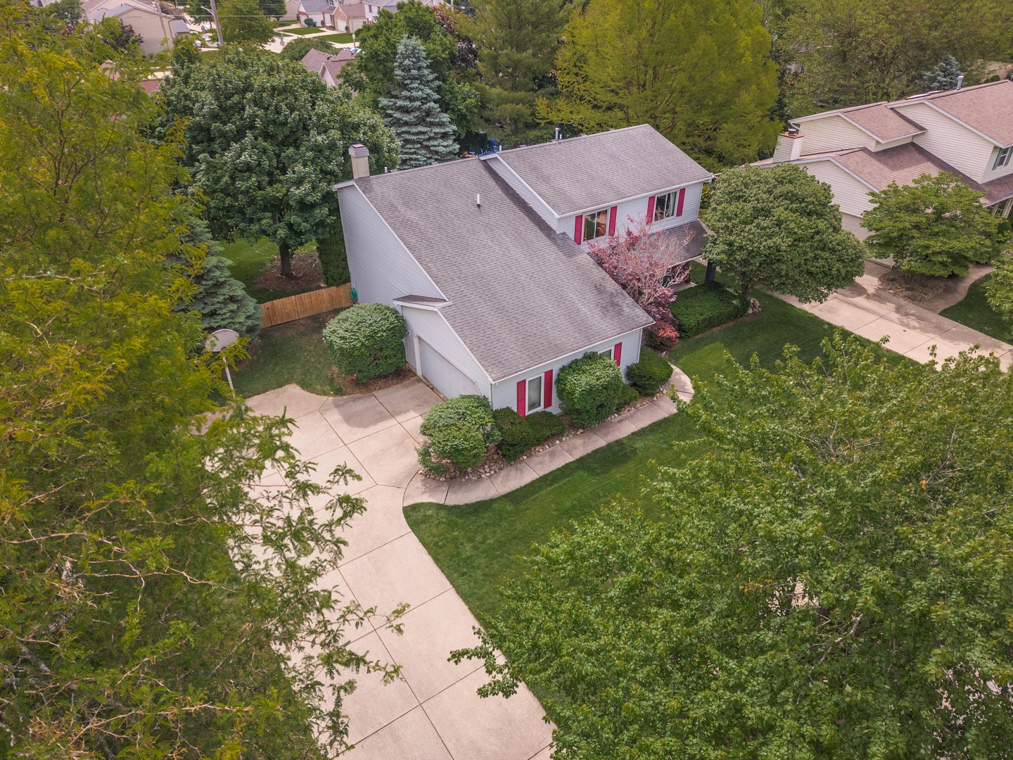 2605 Keystone Road, Bloomington, IL 61704