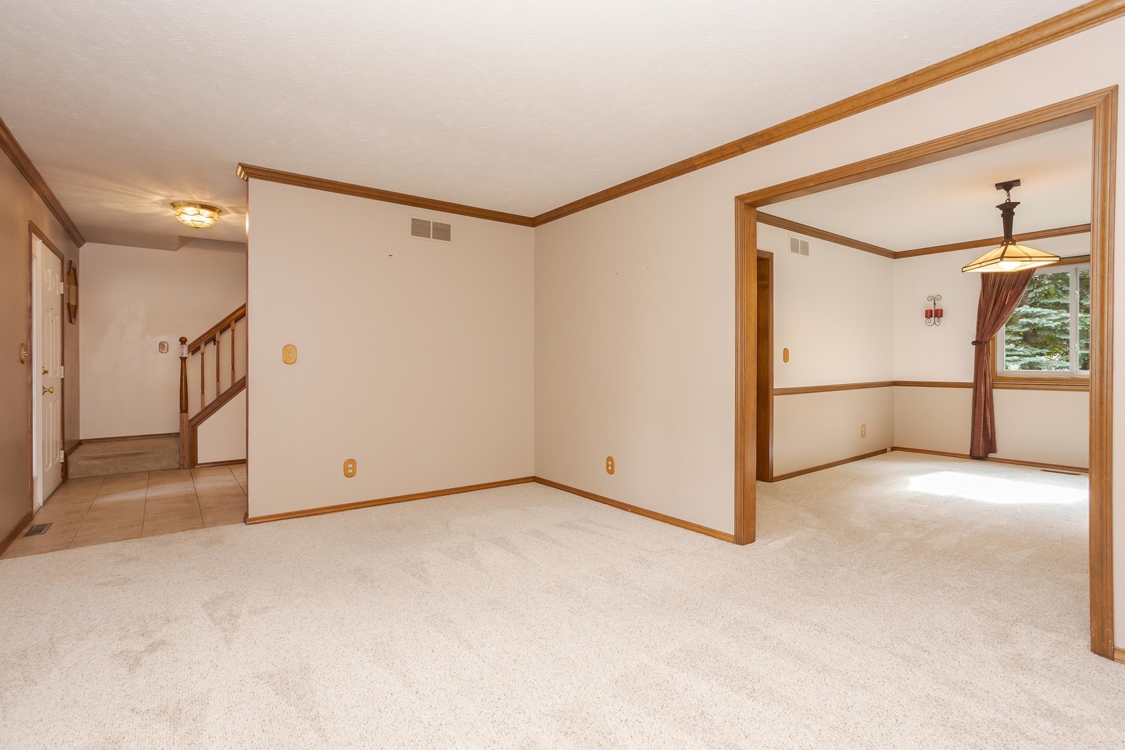 2605 Keystone Road, Bloomington, IL 61704