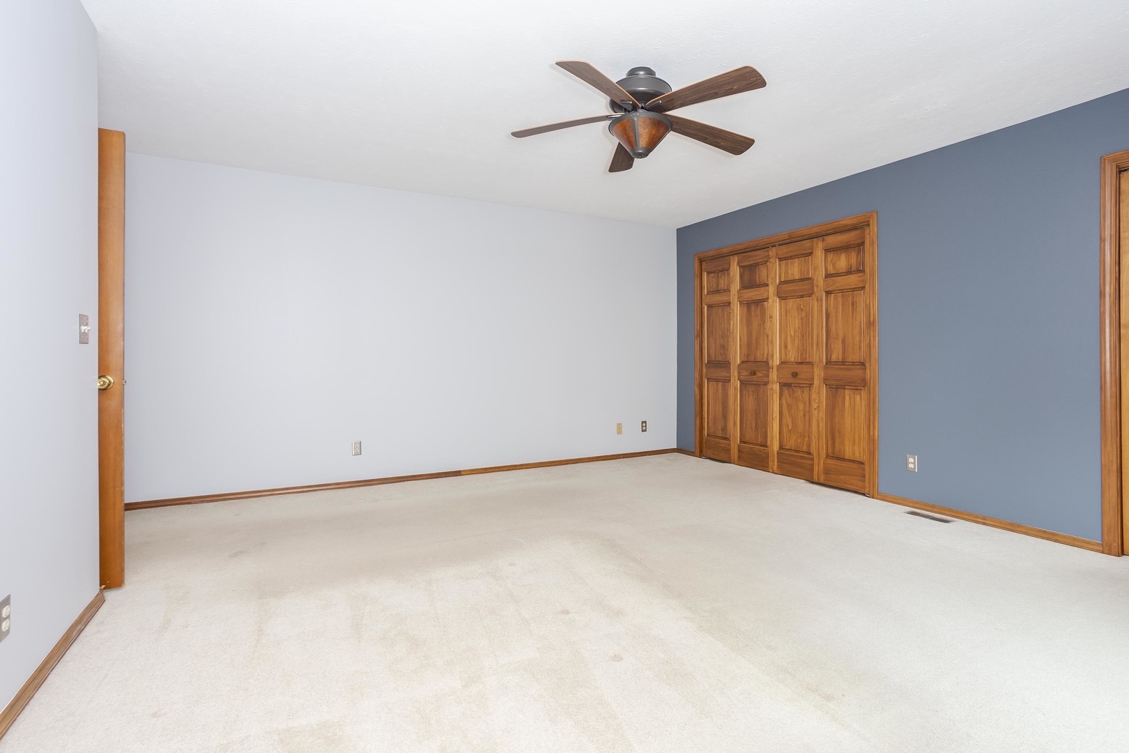 2605 Keystone Road, Bloomington, IL 61704