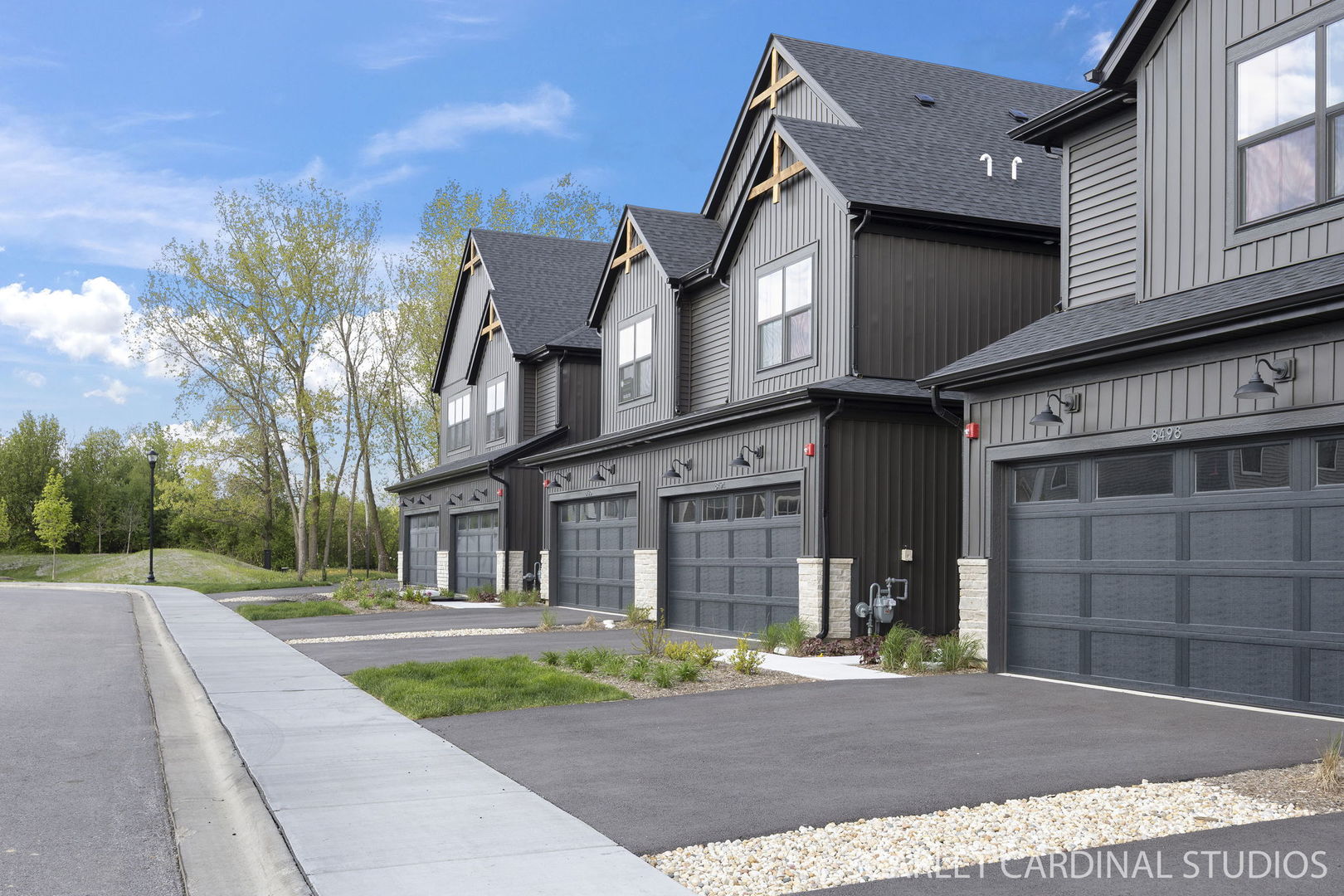 8490 Cornelia Lane, Woodridge, IL 60517