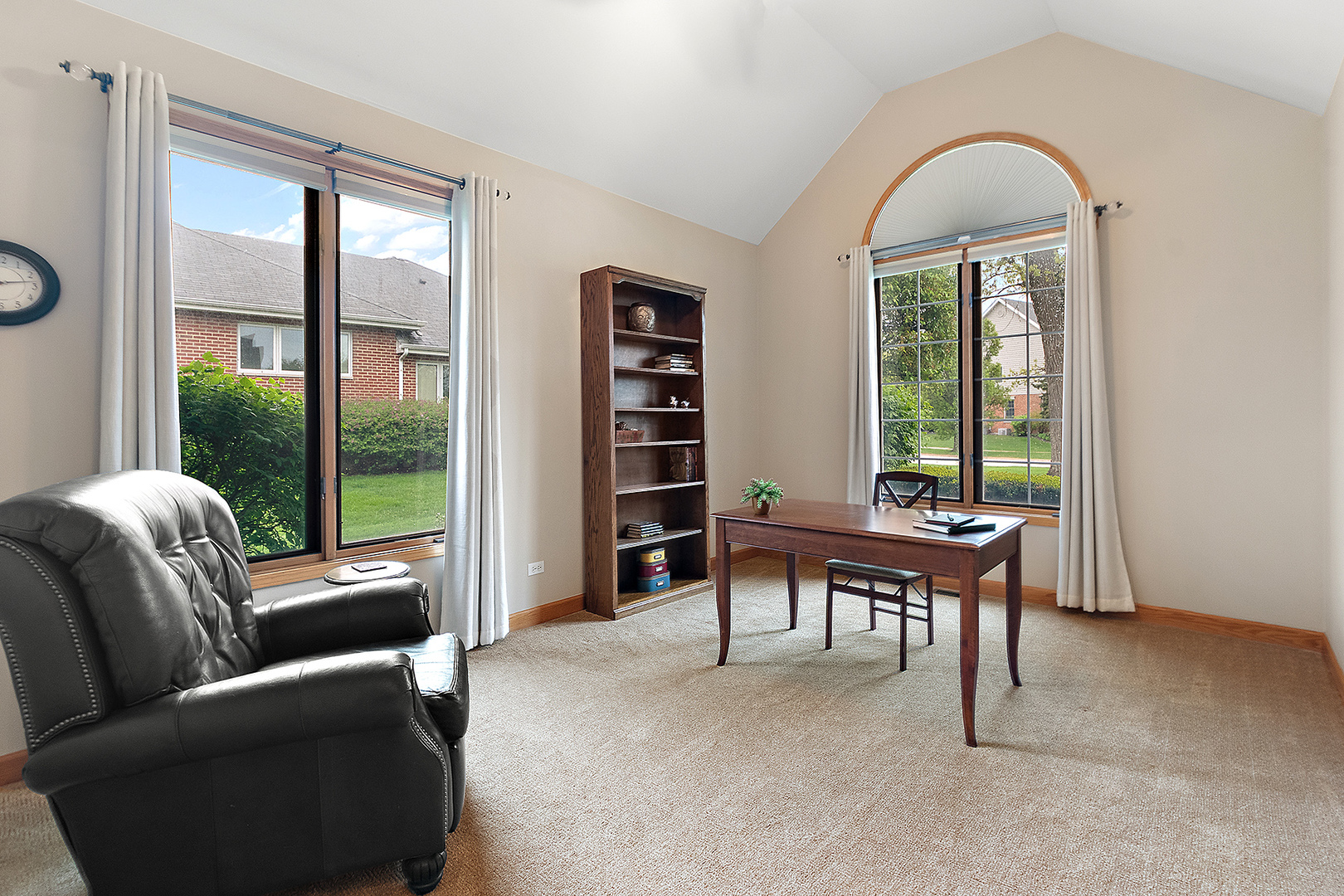 1231 Abbey Oaks Drive, Lemont, IL 60439