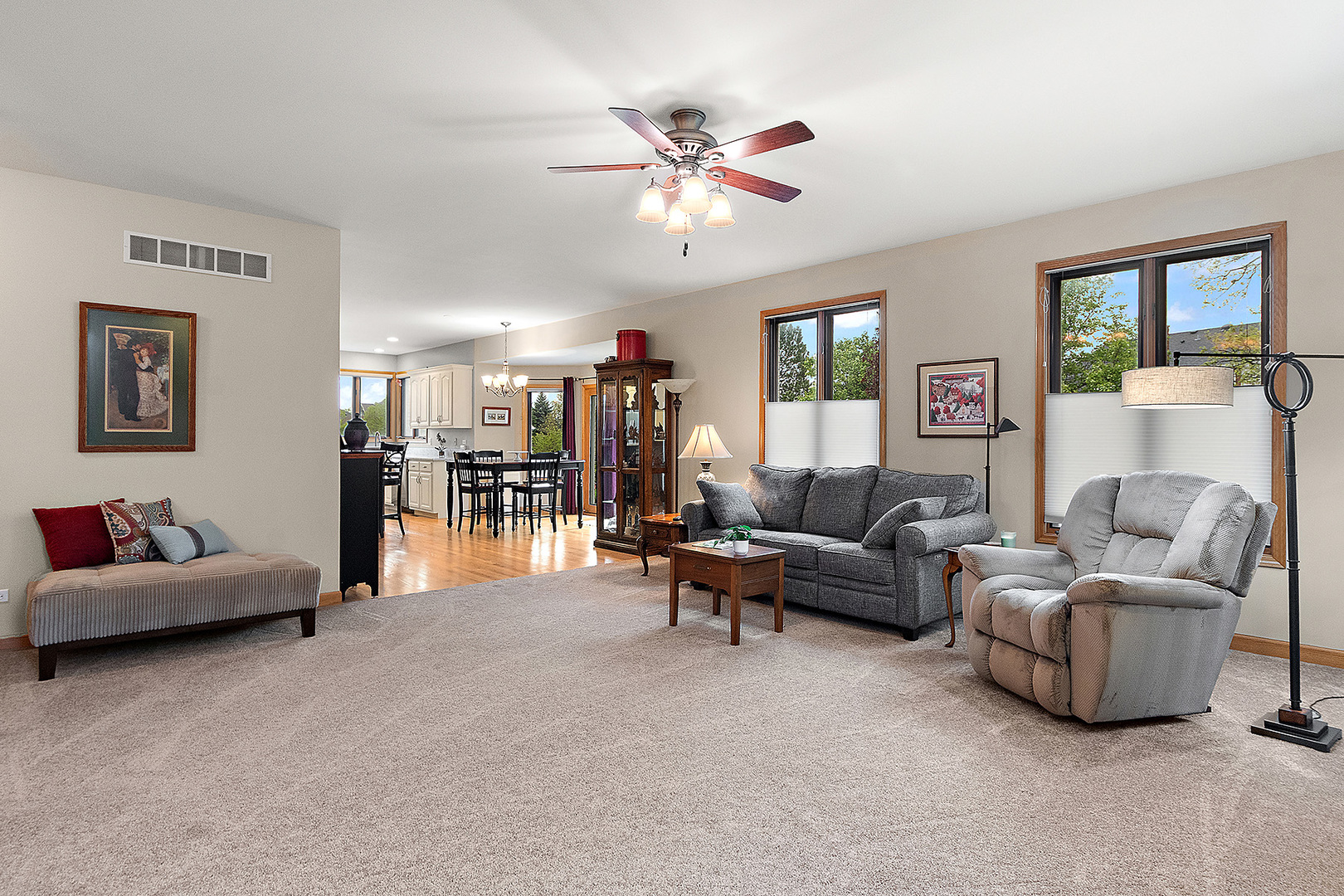 1231 Abbey Oaks Drive, Lemont, IL 60439