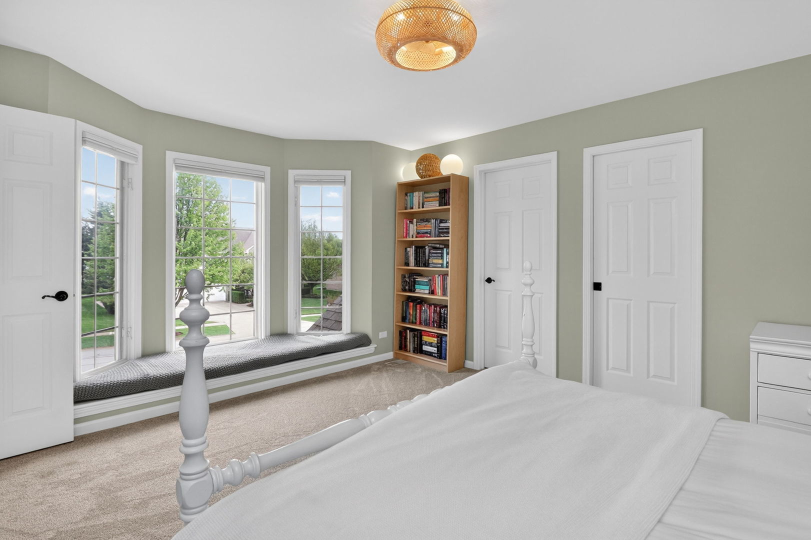 1376 Chapman Drive, Darien, IL 60561