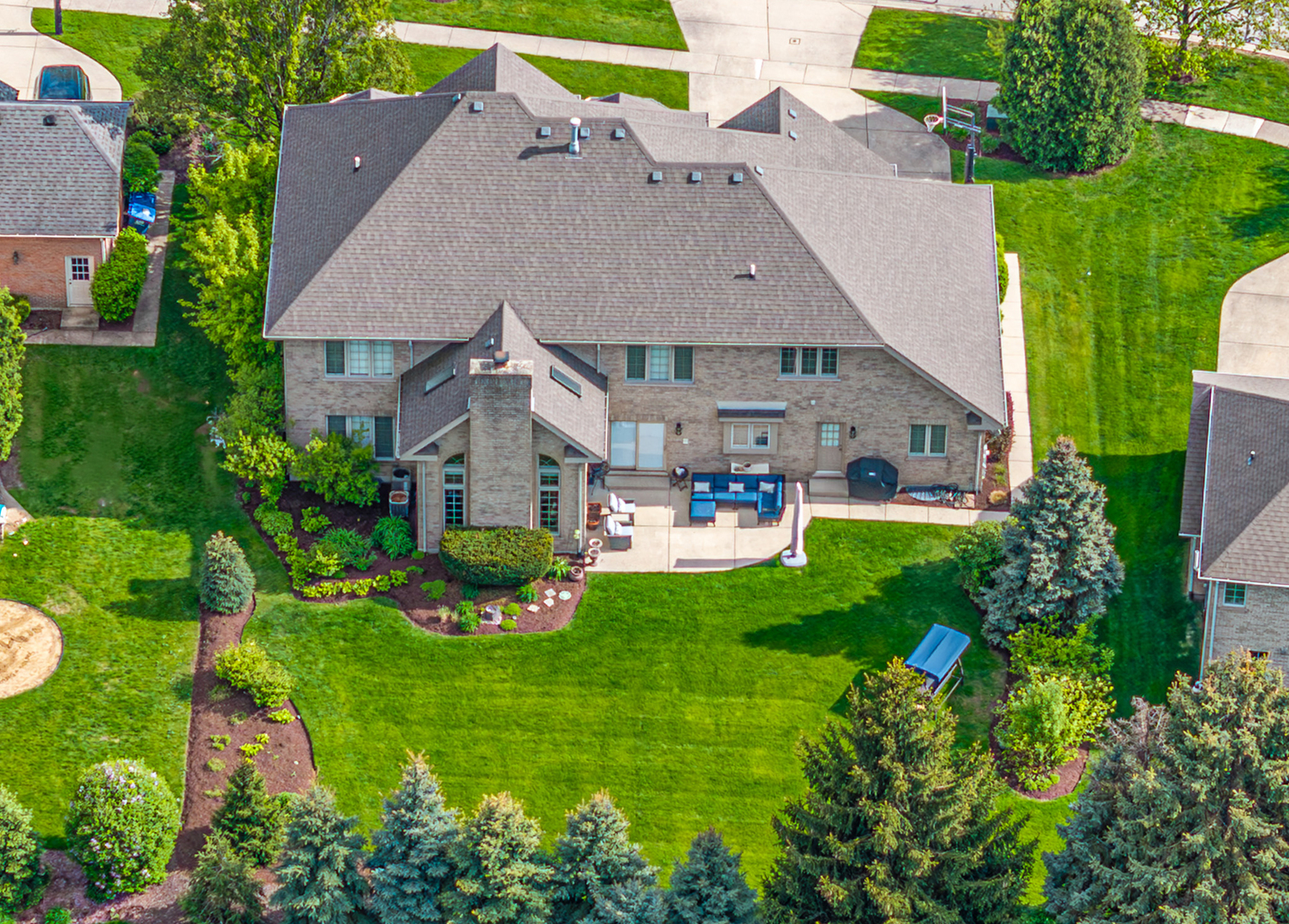 1376 Chapman Drive, Darien, IL 60561