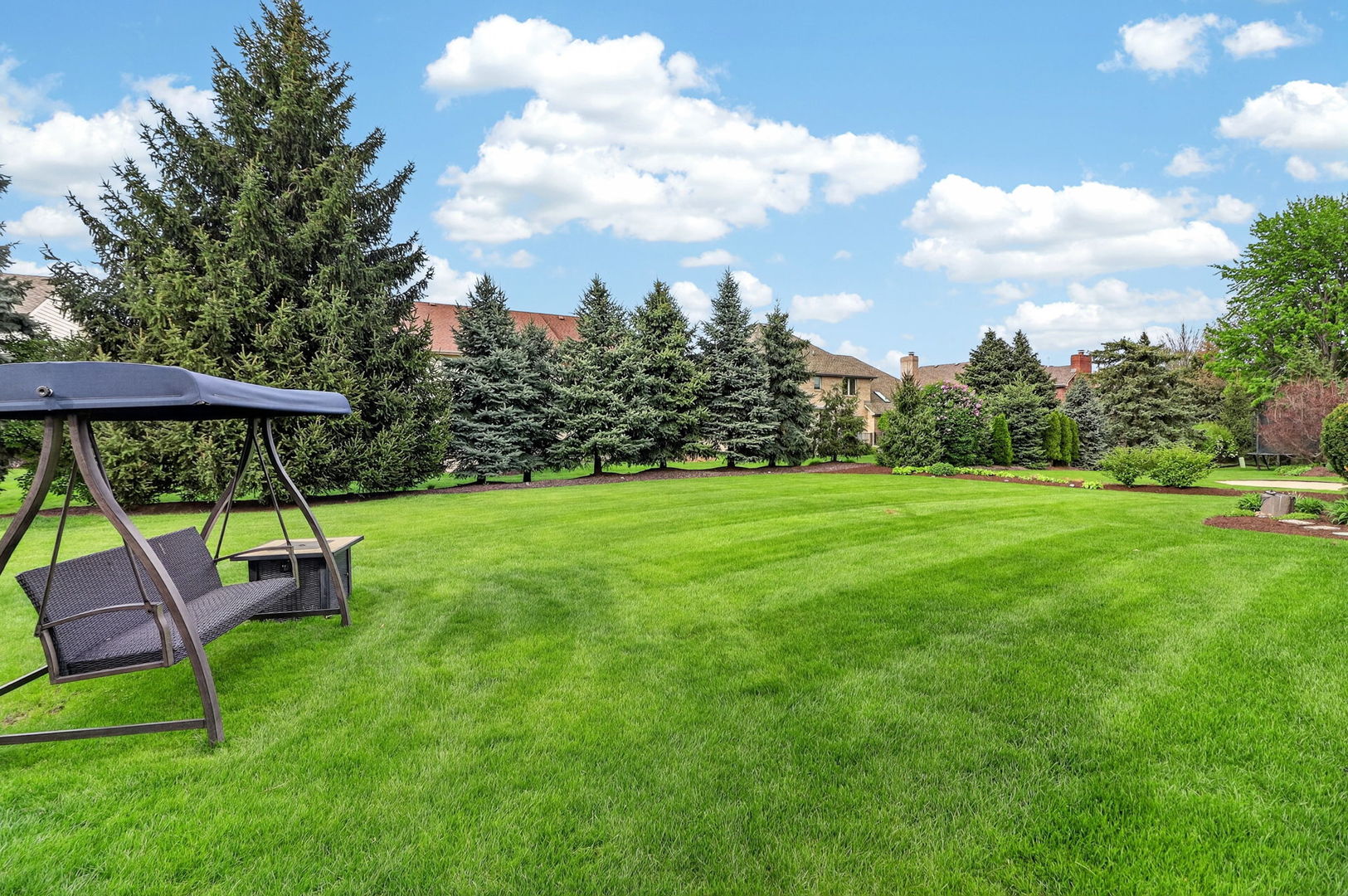 1376 Chapman Drive, Darien, IL 60561