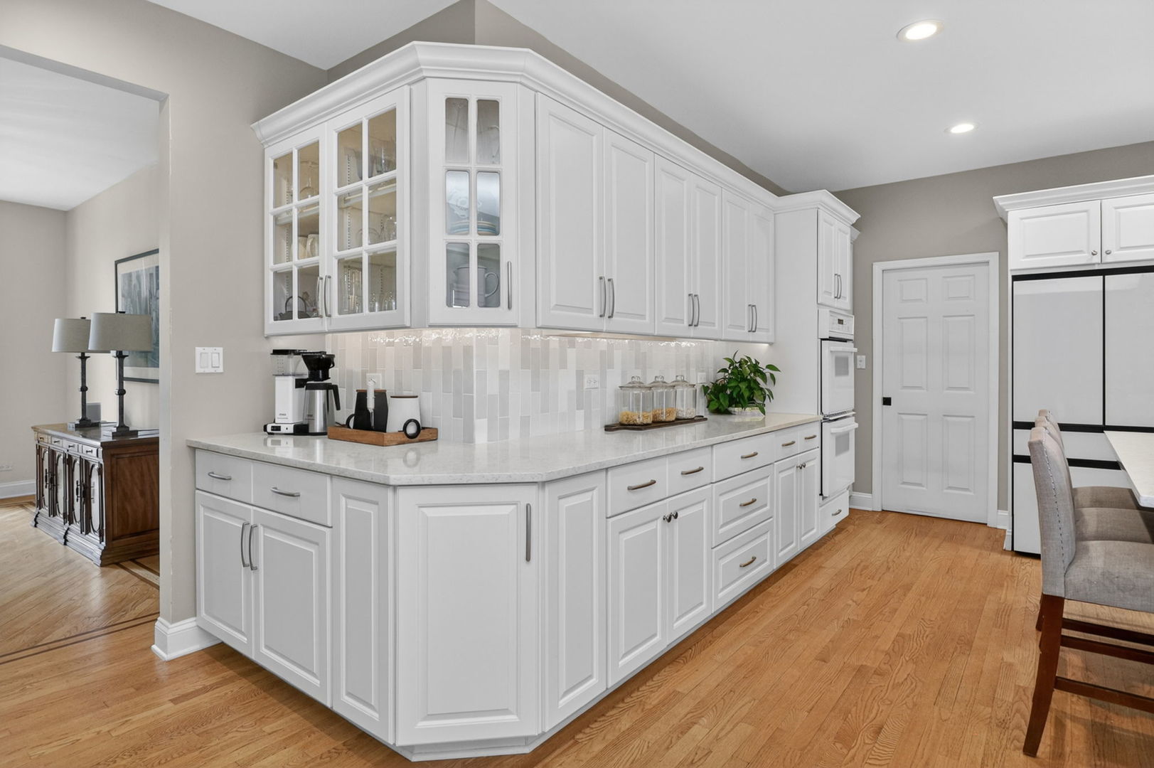 1376 Chapman Drive, Darien, IL 60561