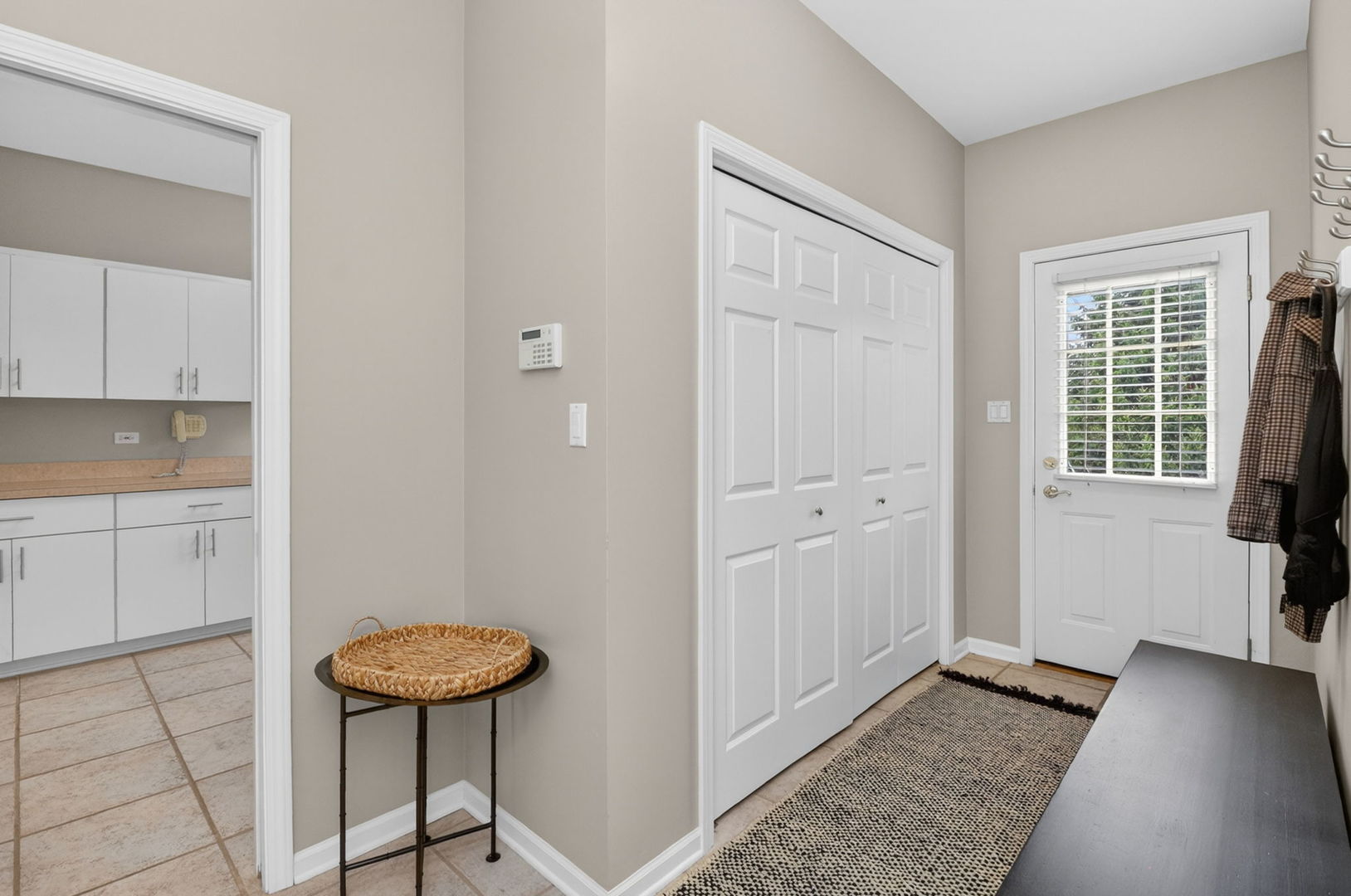 1376 Chapman Drive, Darien, IL 60561