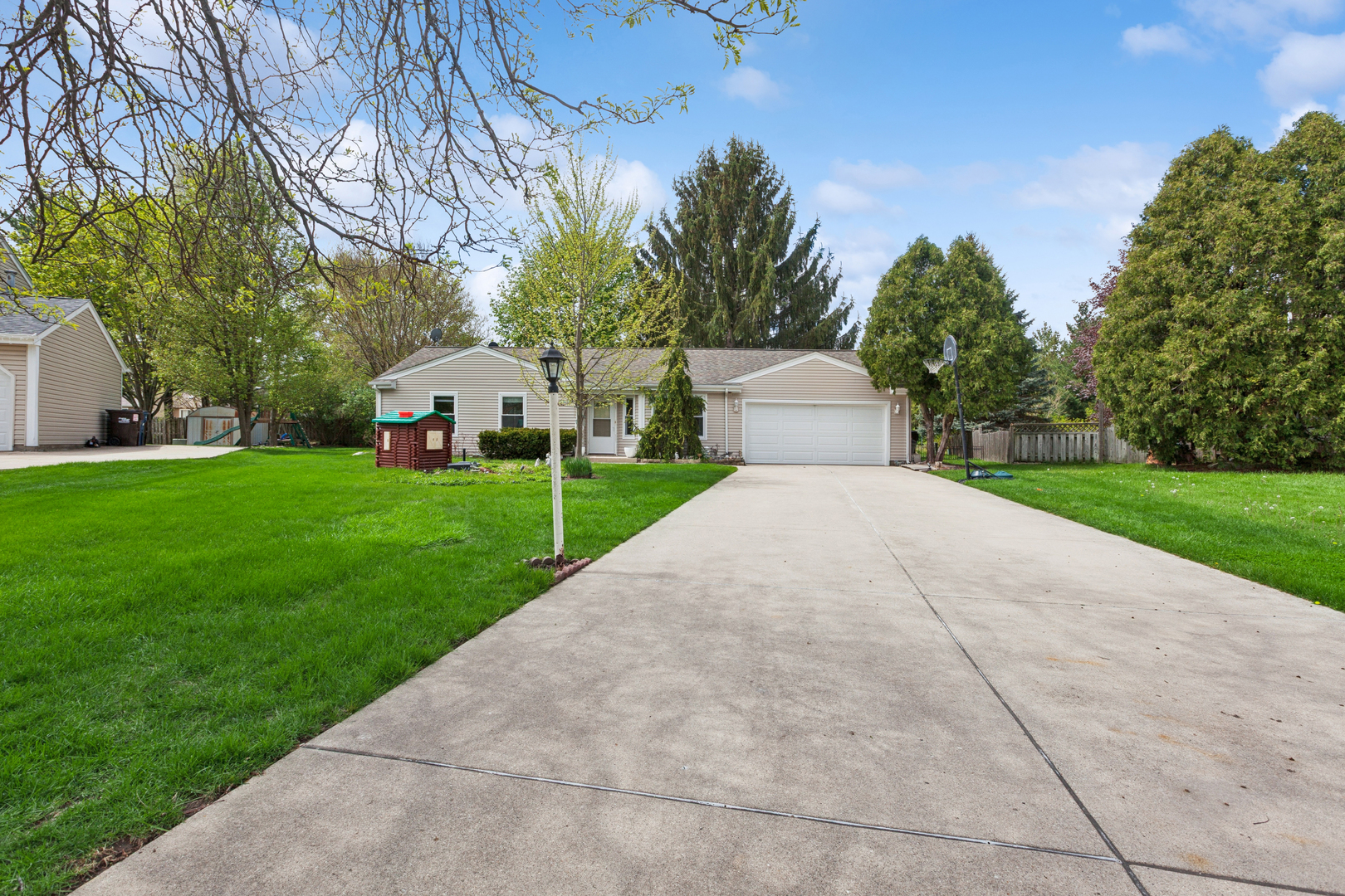 3287 Medford Court, Island Lake, IL 60042
