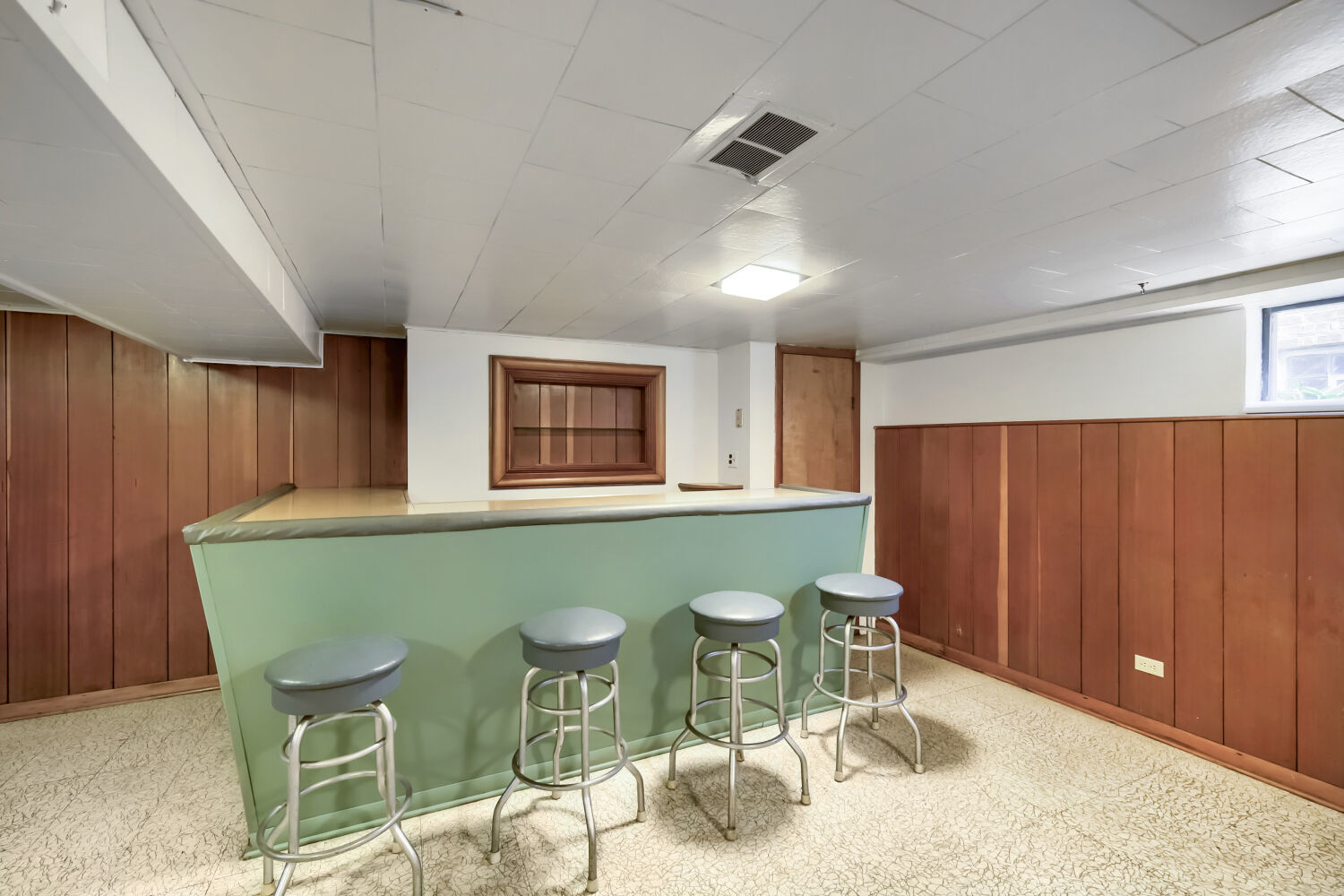 3311 N Plainfield Avenue, Chicago, IL 60634