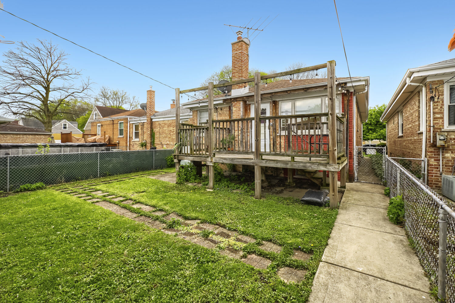 3311 N Plainfield Avenue, Chicago, IL 60634