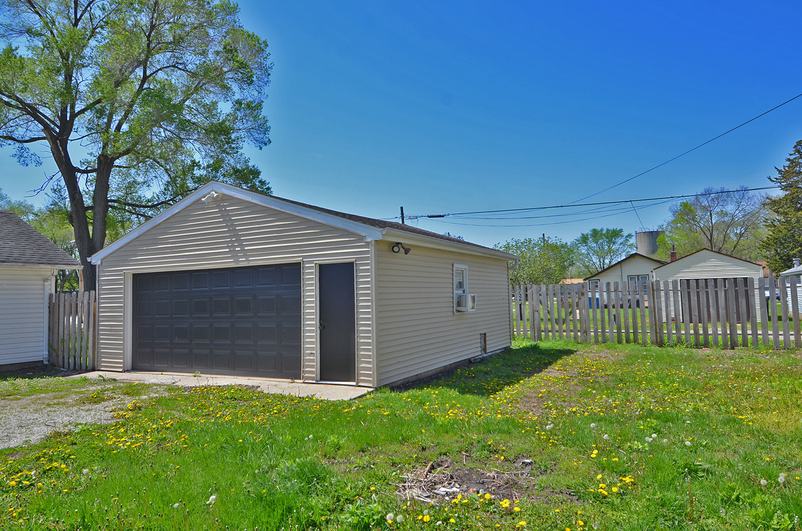 1617 Pine Street, Ottawa, IL 61350