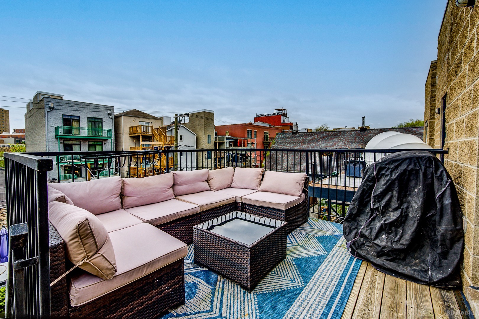 3251 N Kenmore Avenue #3, Chicago, IL 60657