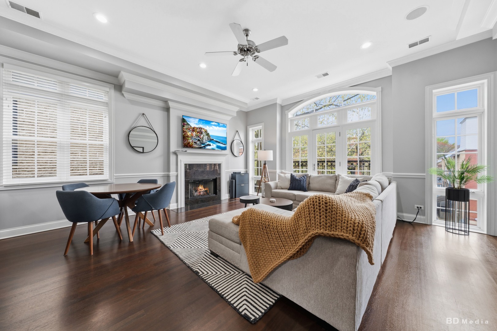 3251 N Kenmore Avenue #3, Chicago, IL 60657