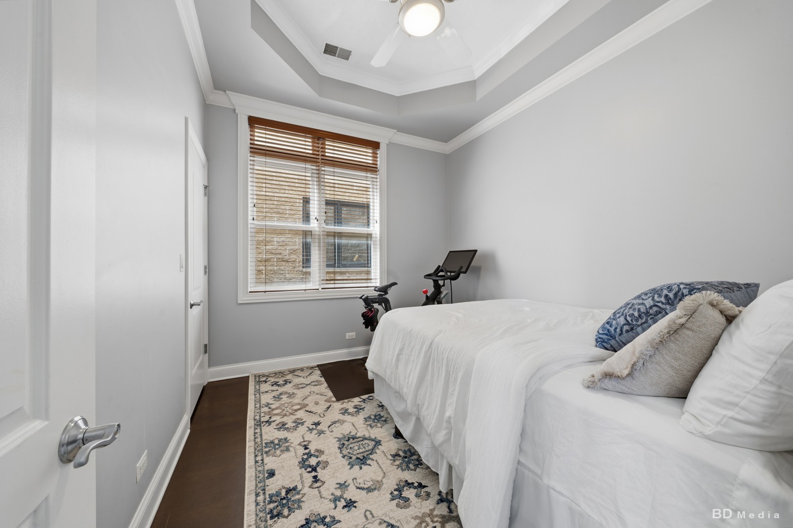 3251 N Kenmore Avenue #3, Chicago, IL 60657