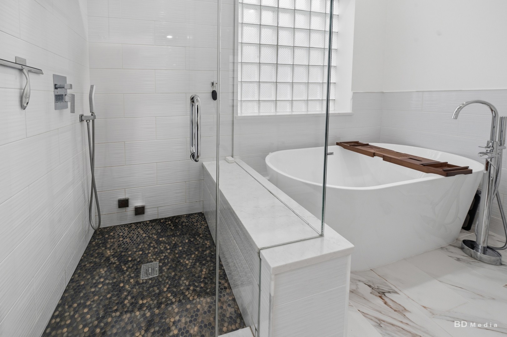 3251 N Kenmore Avenue #3, Chicago, IL 60657