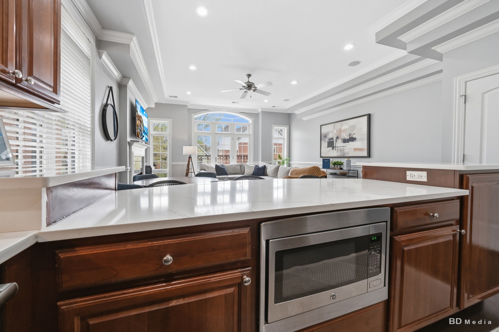 3251 N Kenmore Avenue #3, Chicago, IL 60657