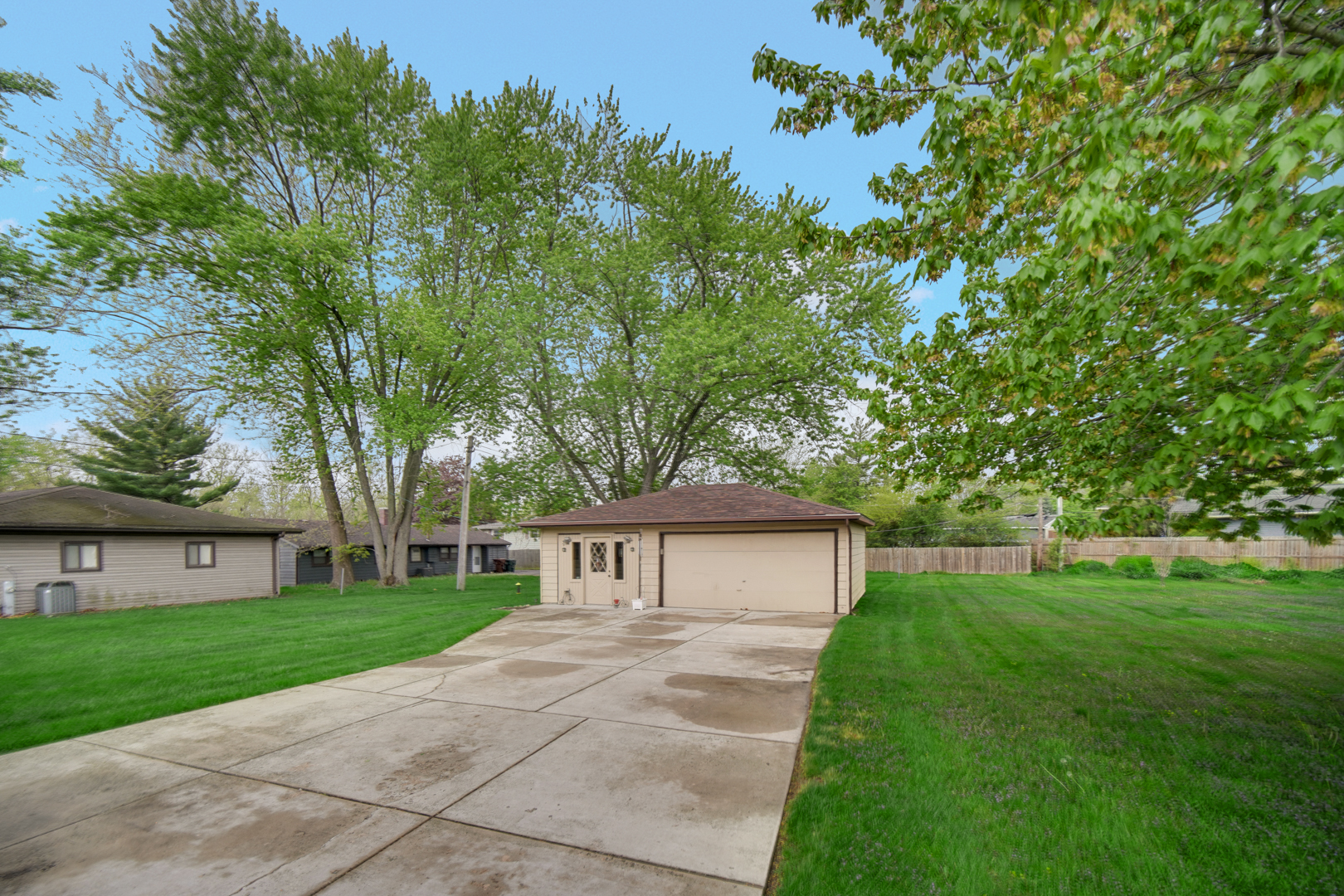 19050 Baker Avenue, Country Club Hills, IL 60478