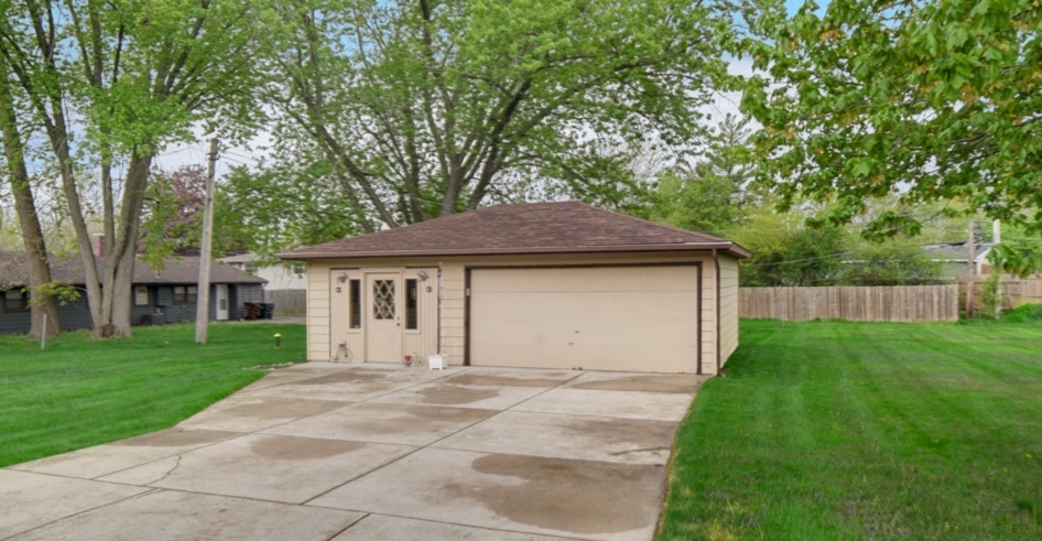 19050 Baker Avenue, Country Club Hills, IL 60478