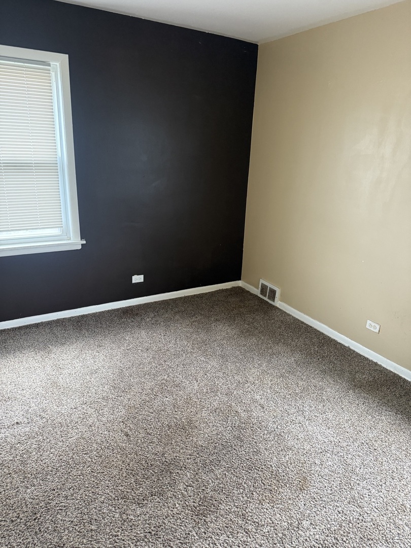 725 E 154th Street, South Holland, IL 60473