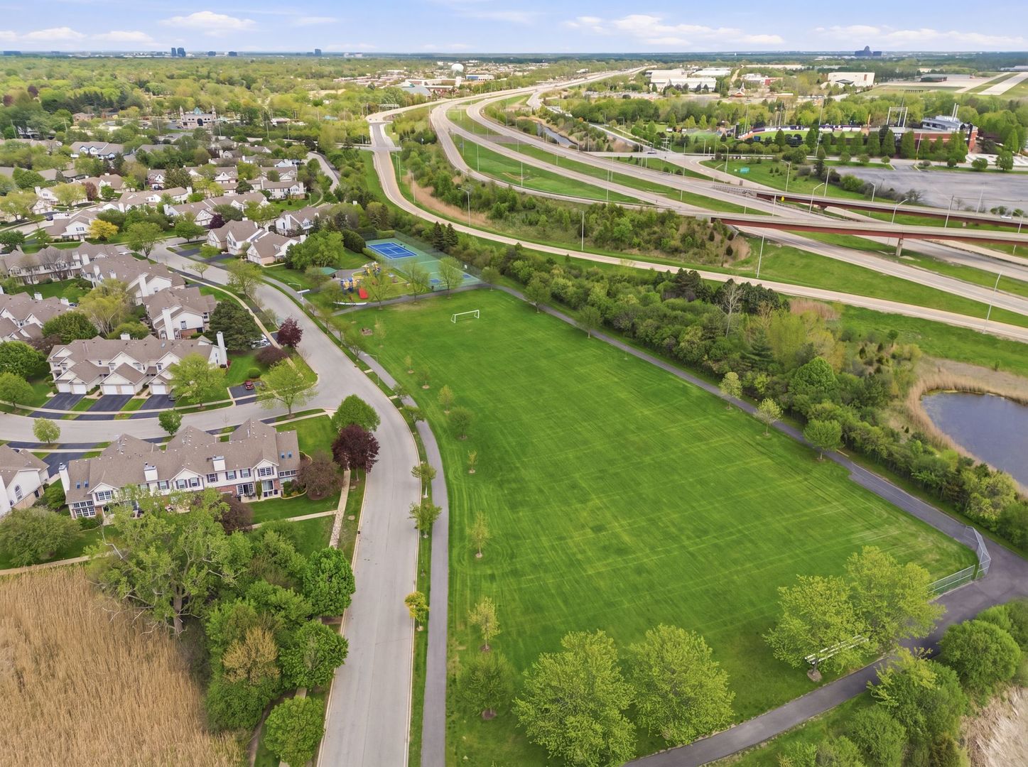 1911 Grove Avenue, Schaumburg, IL 60193
