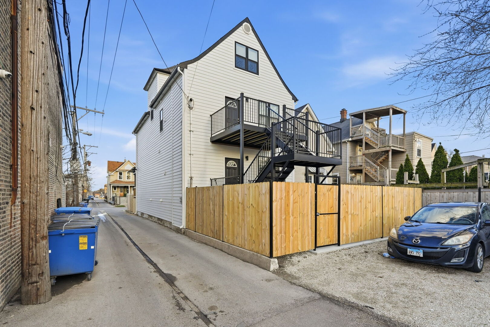 2342 N Lawndale Avenue, Chicago, IL 60647