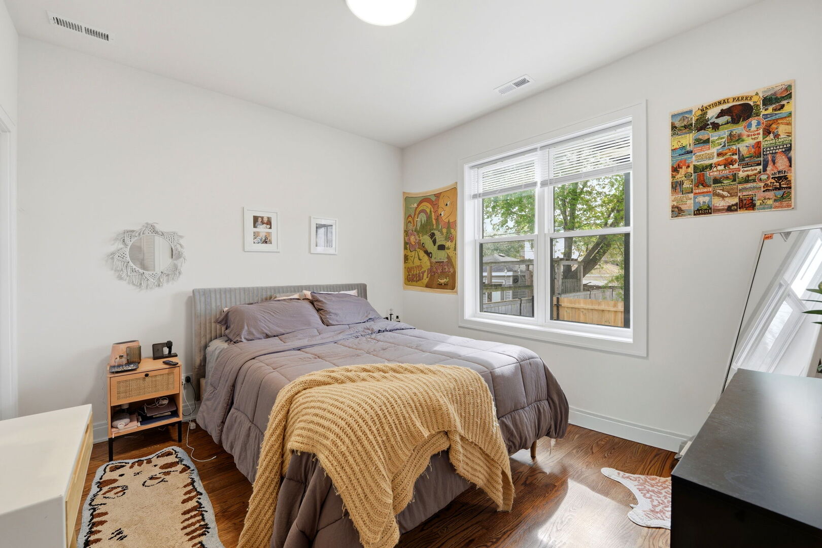 2342 N Lawndale Avenue, Chicago, IL 60647