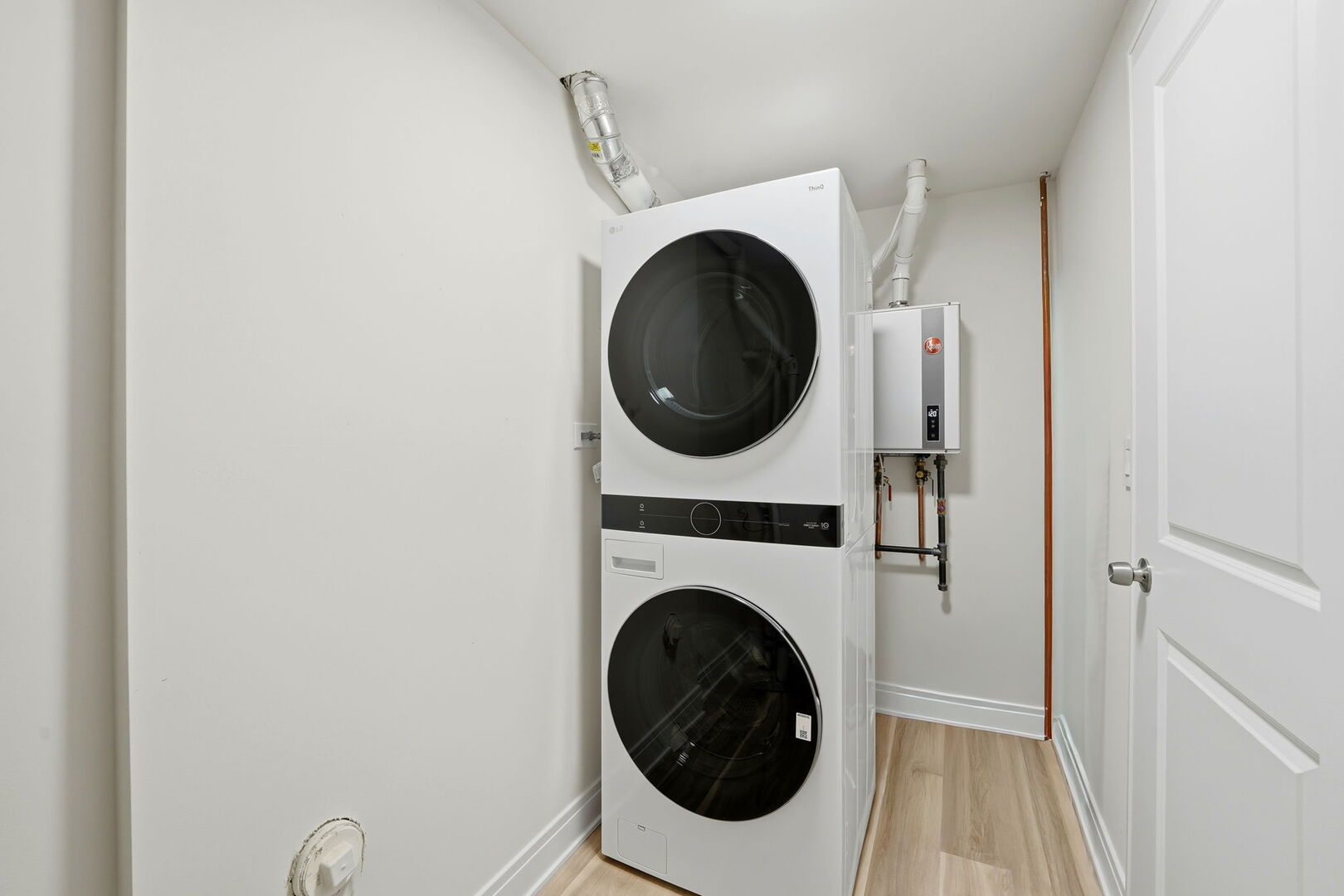 2342 N Lawndale Avenue, Chicago, IL 60647