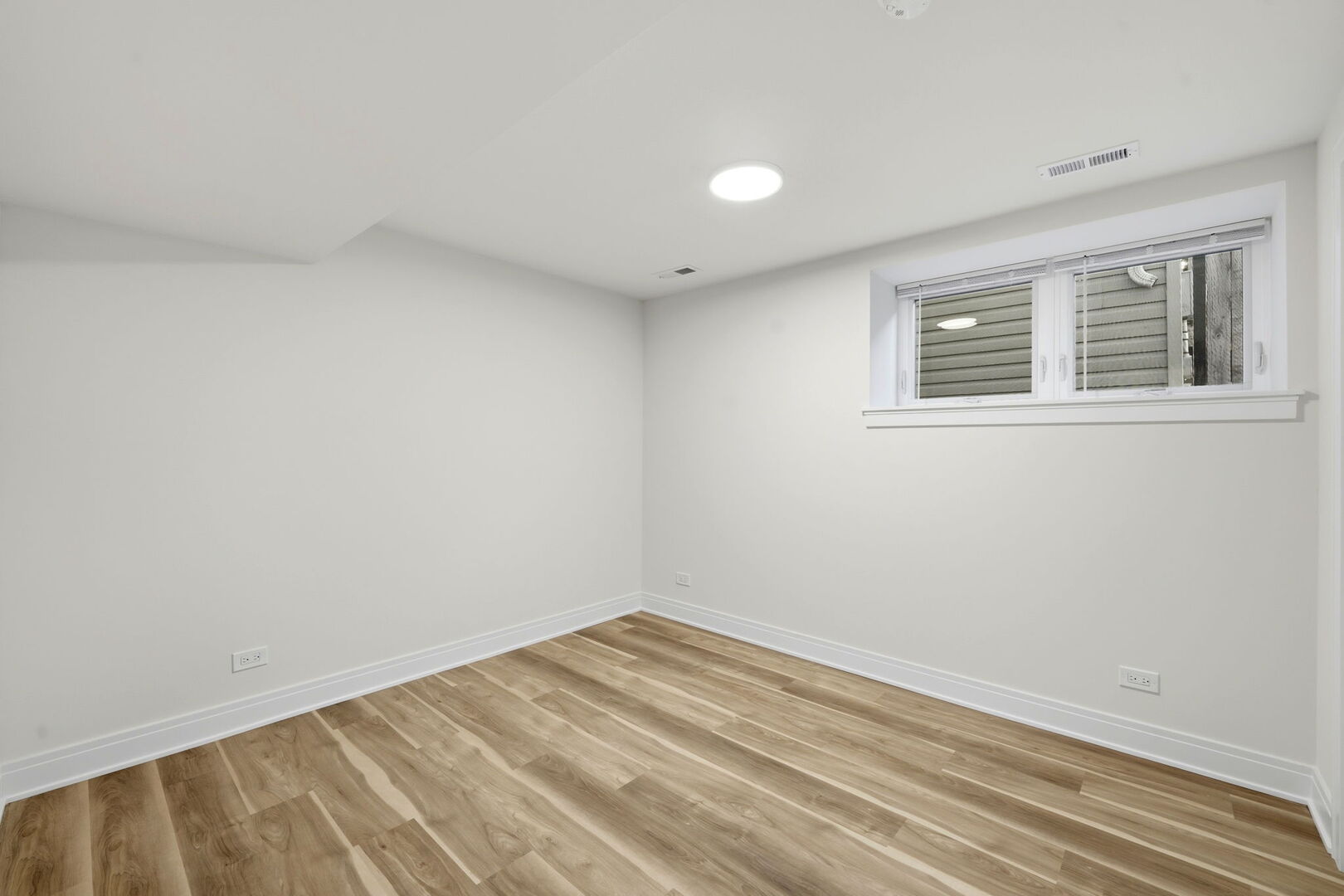 2342 N Lawndale Avenue, Chicago, IL 60647