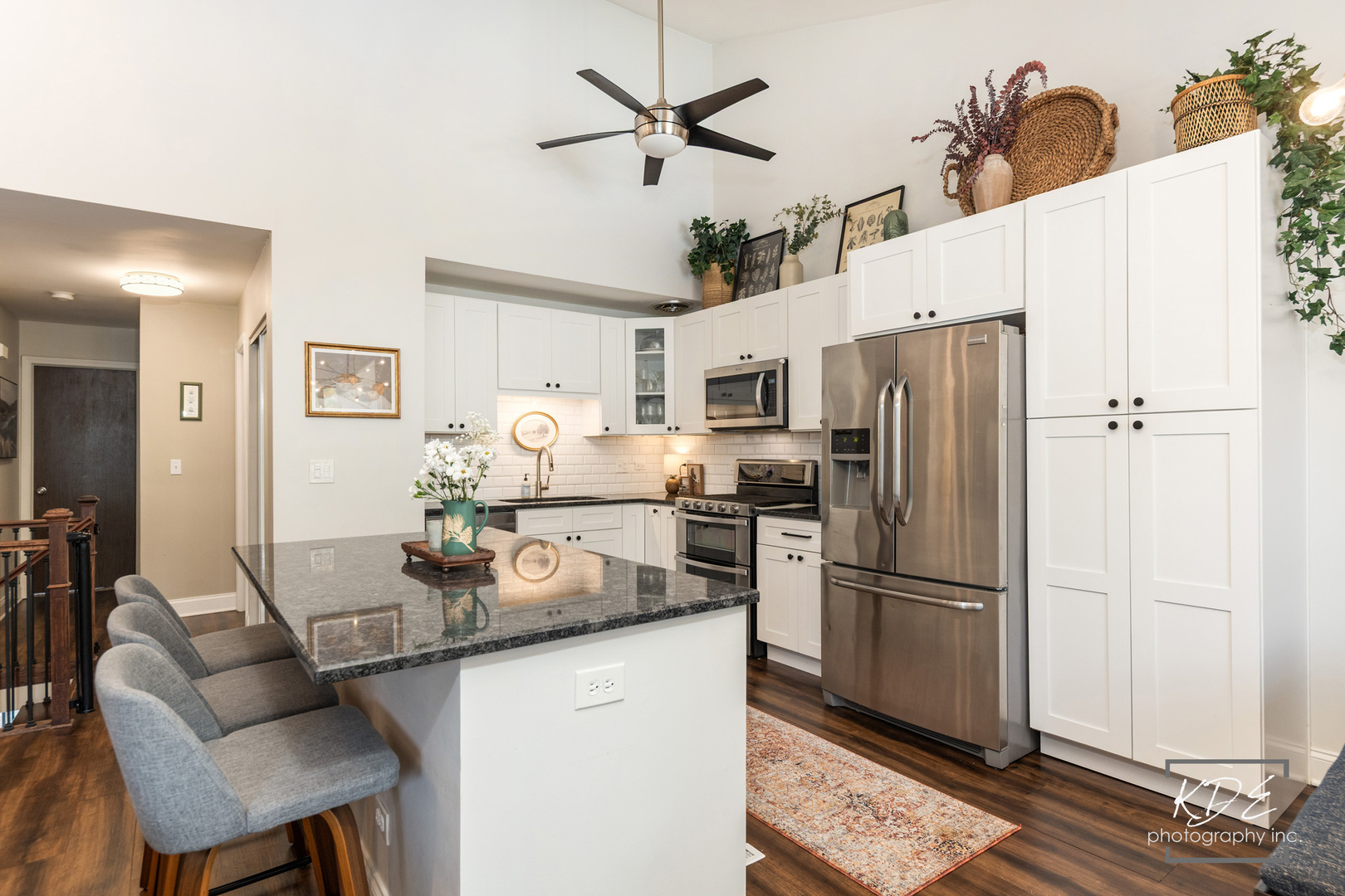 3S407 Chestnut Court, Warrenville, IL 60555