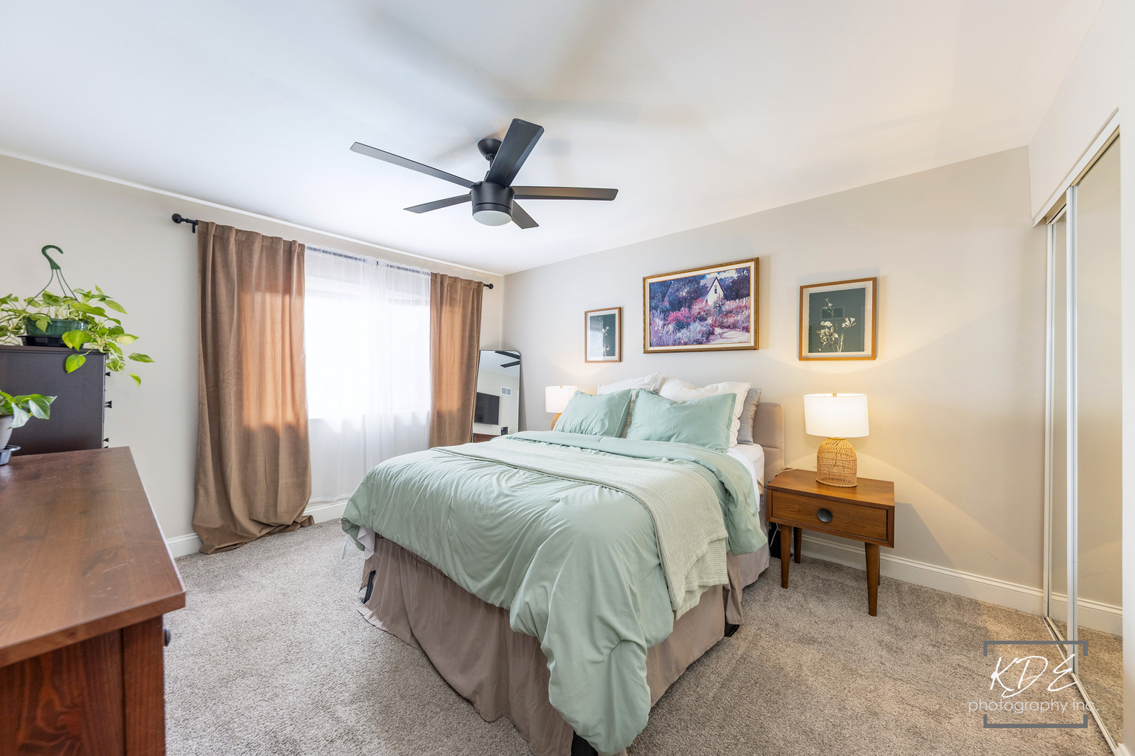 3S407 Chestnut Court, Warrenville, IL 60555