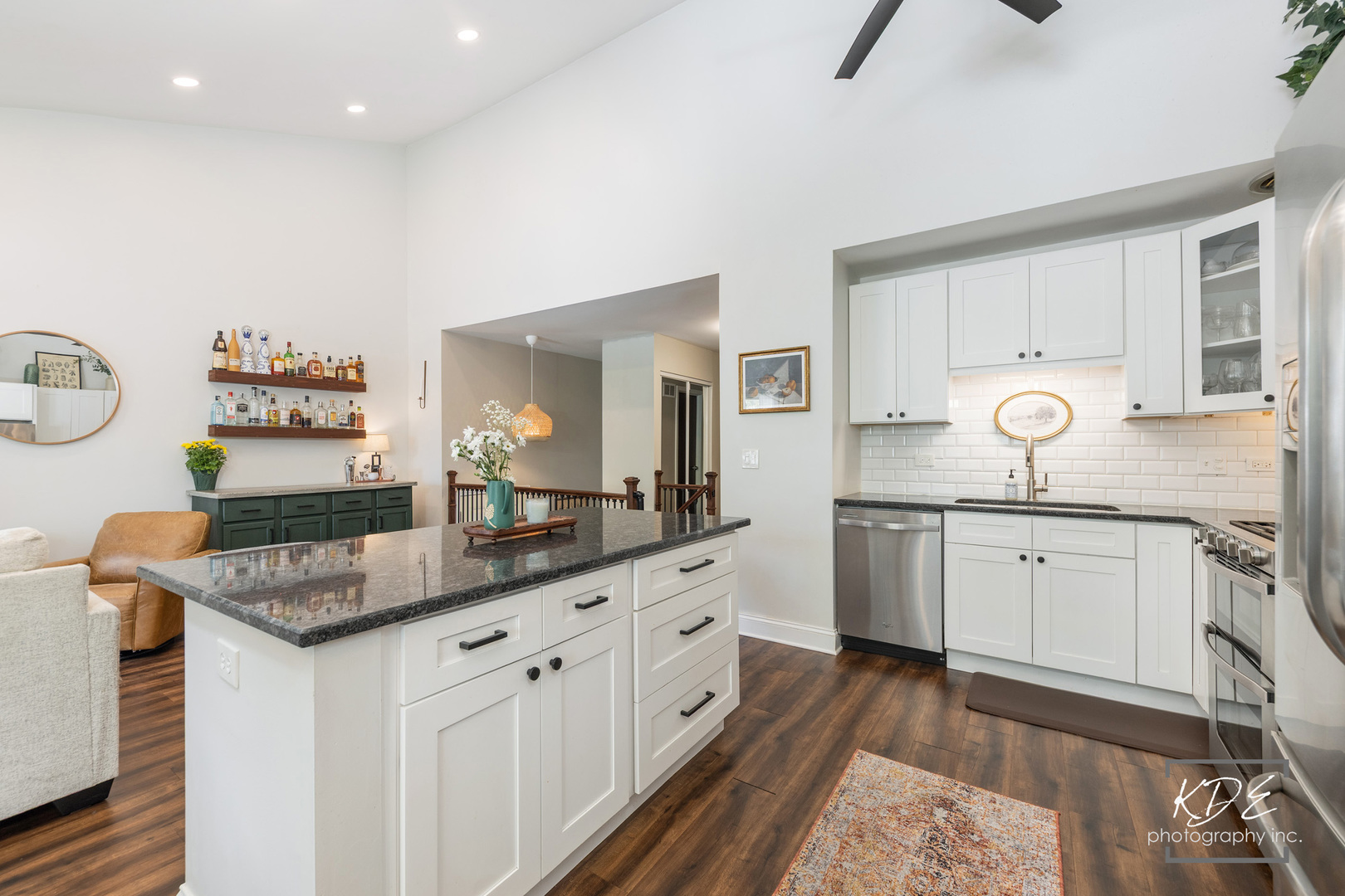 3S407 Chestnut Court, Warrenville, IL 60555